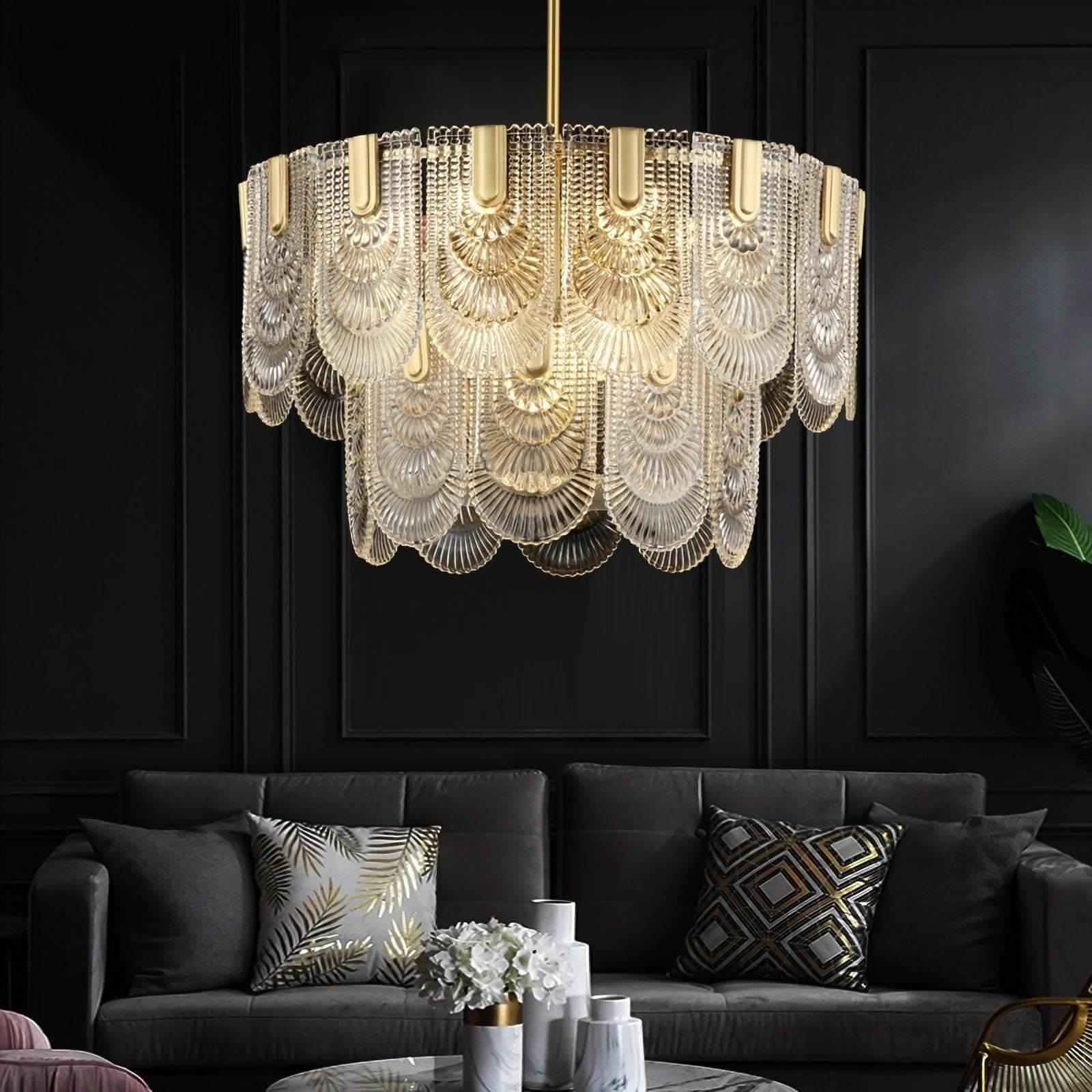 Ravilo Chandelier