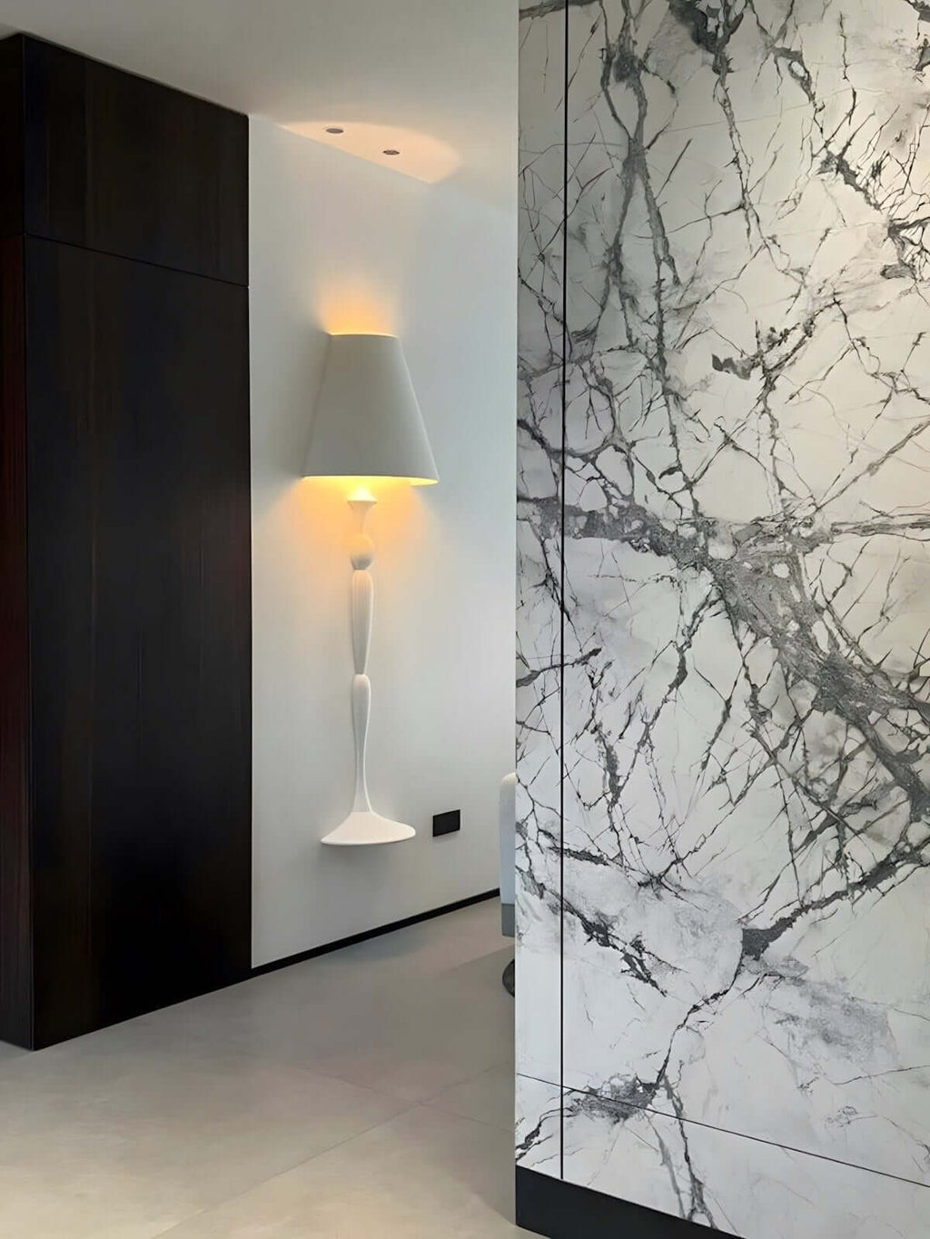 Naxeryn Wall Lamp