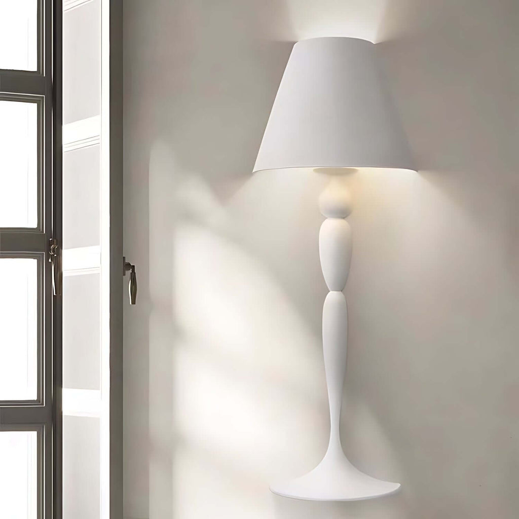 Naxeryn Wall Lamp