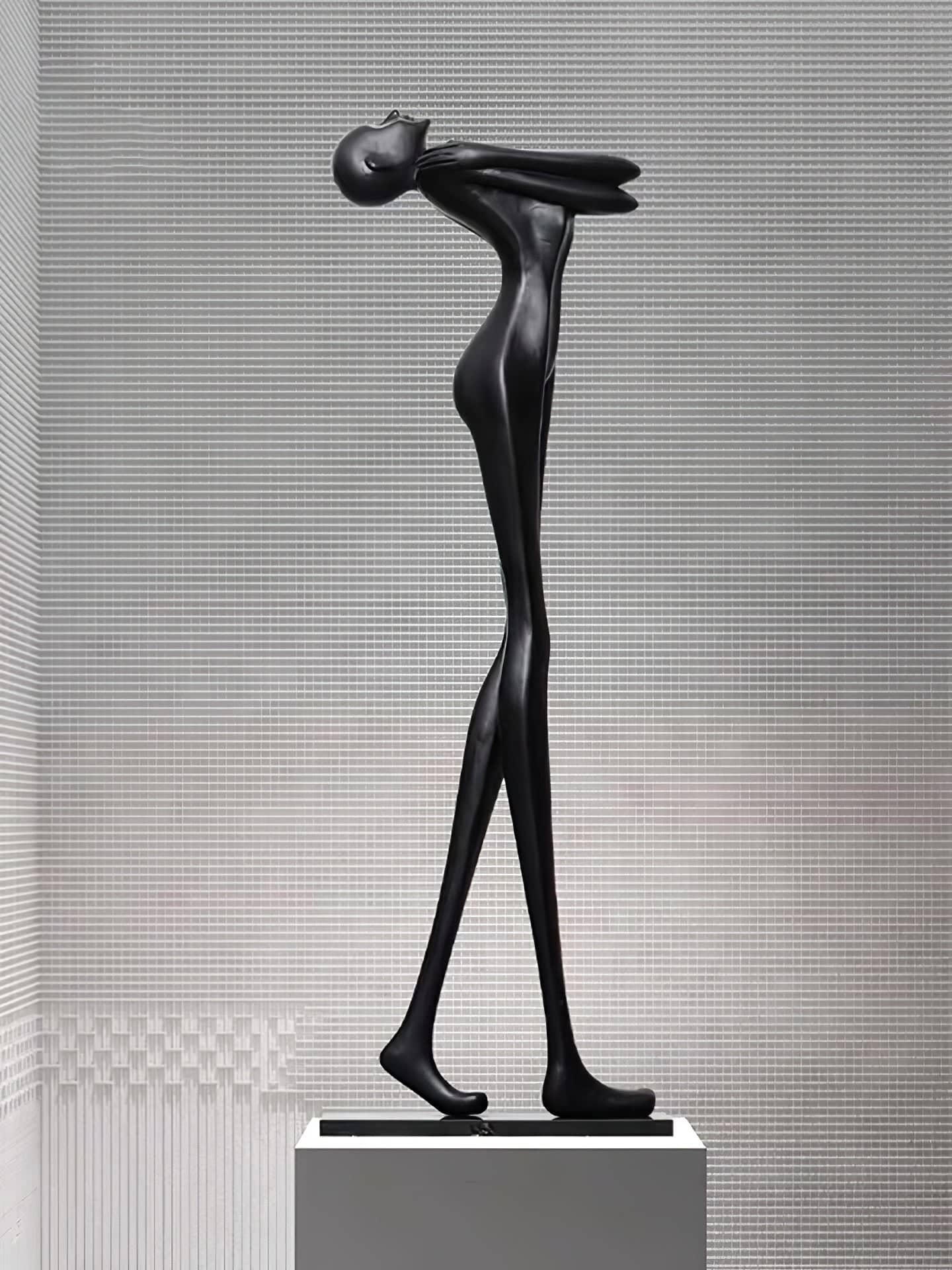 Nayomi Hug Floor Lamp