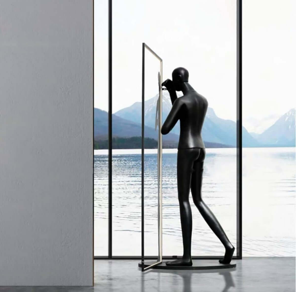 Nayru Sculpture Floor Lamp