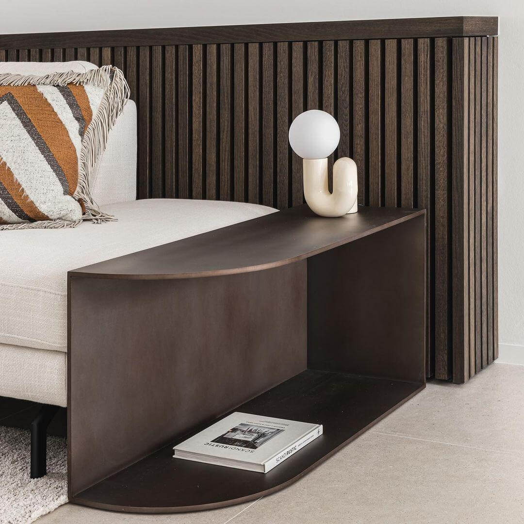 Neotenic Table Lamp