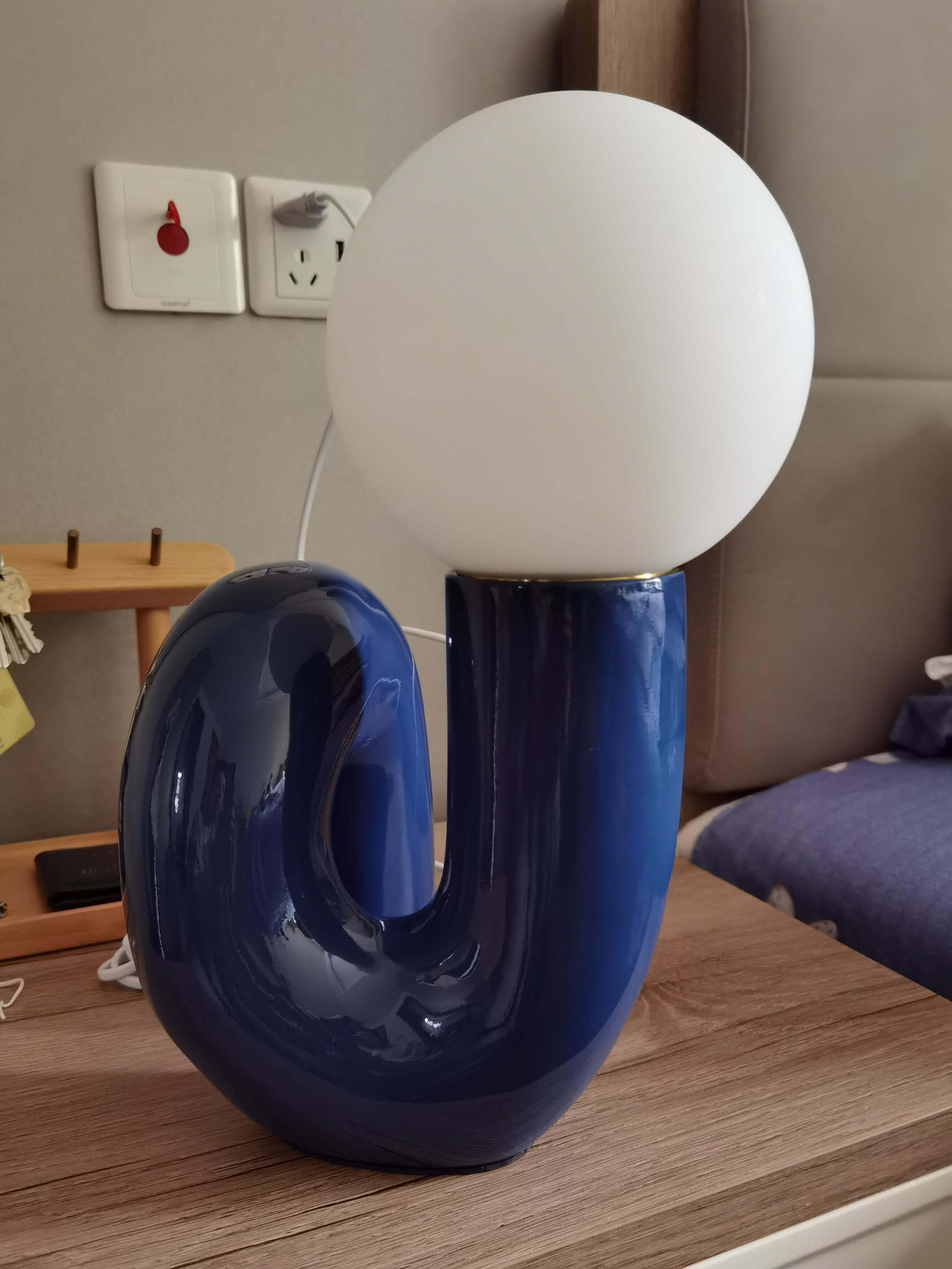 Neotenic Table Lamp