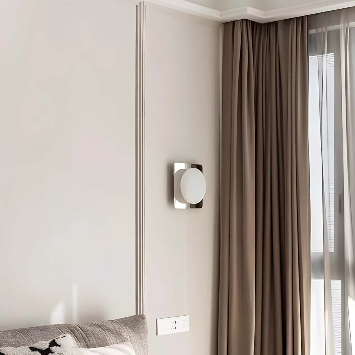 Norvix Wall Sconce