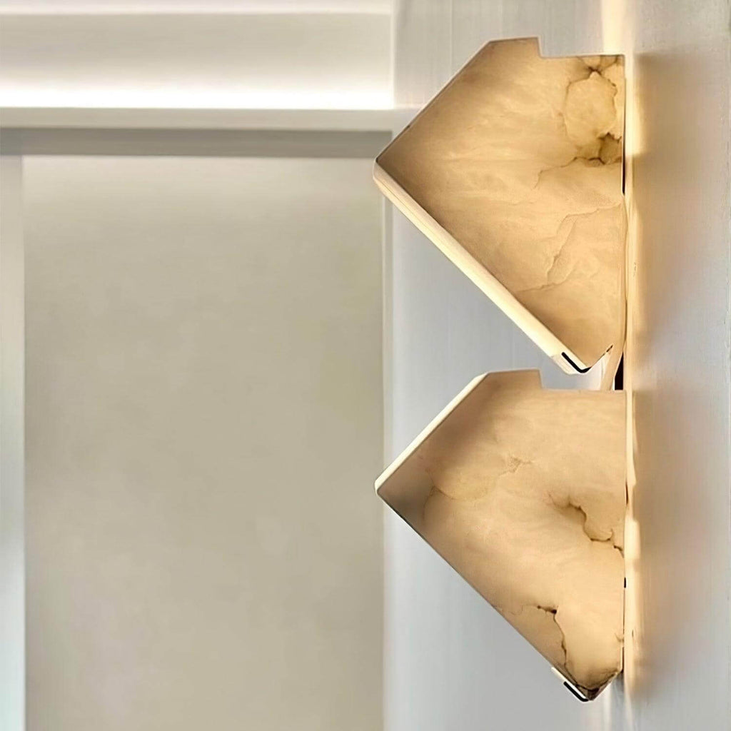 Novira Wall Lamp