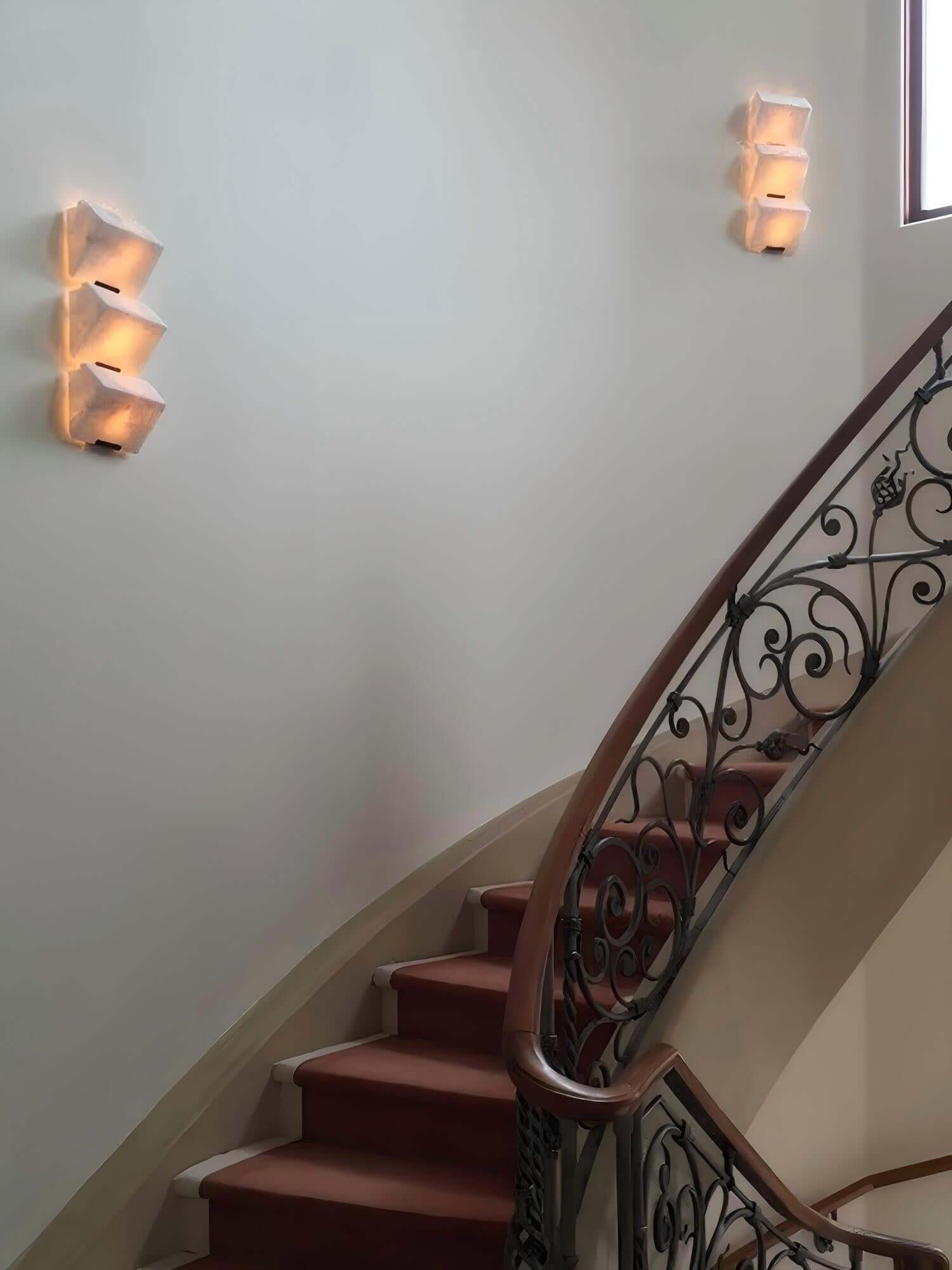 Novira Wall Lamp