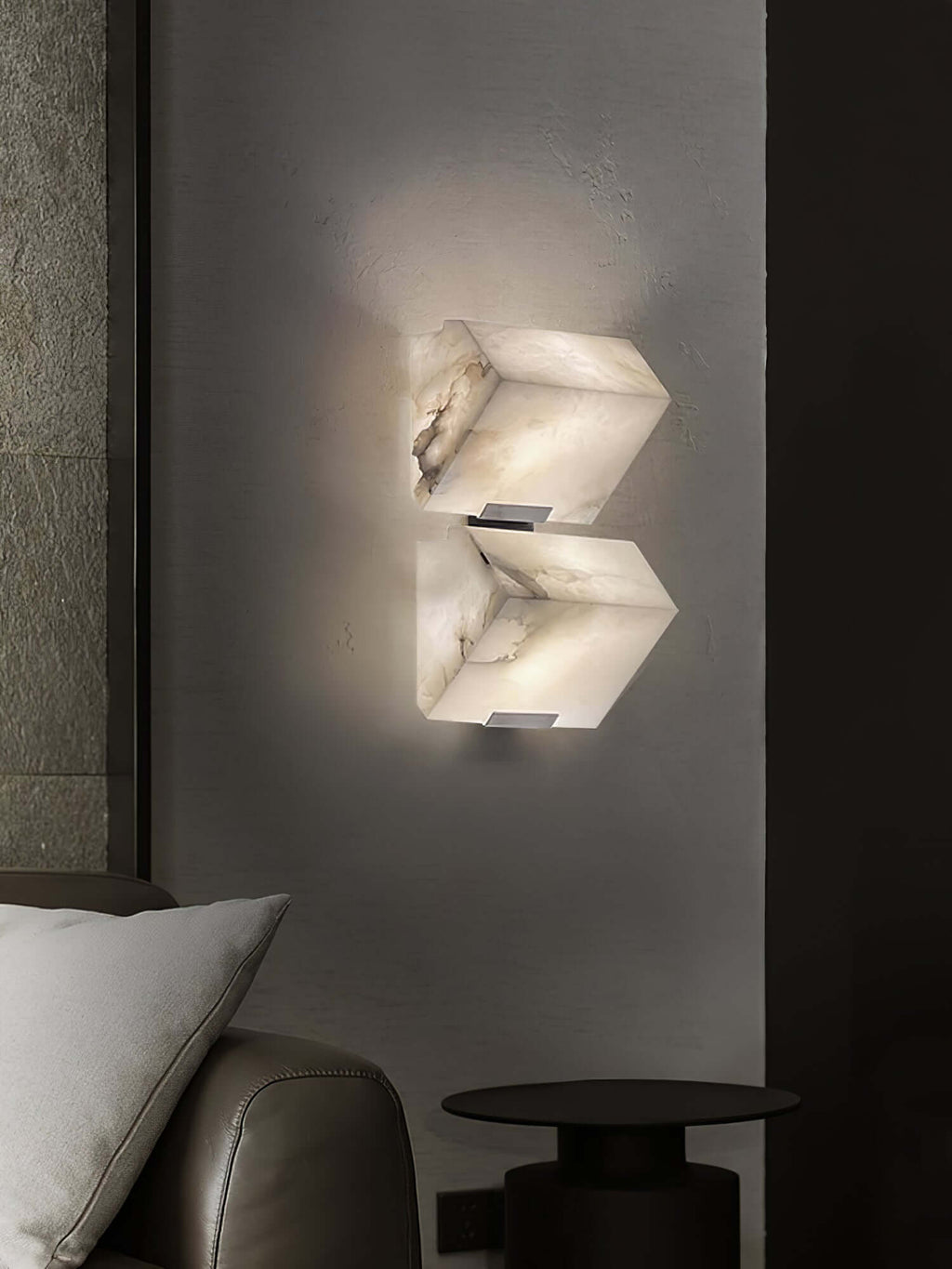 Novira Wall Lamp