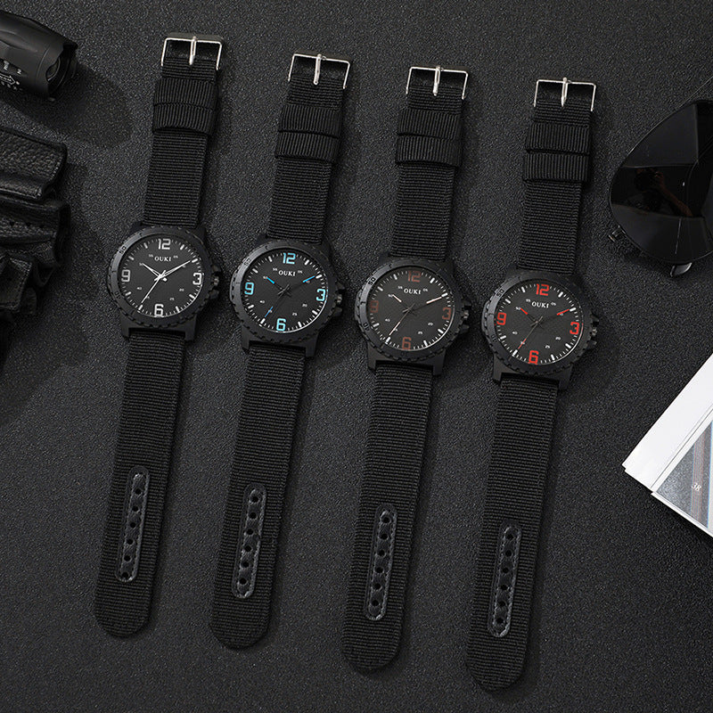 Fashionable digital men's watch, quartz watch