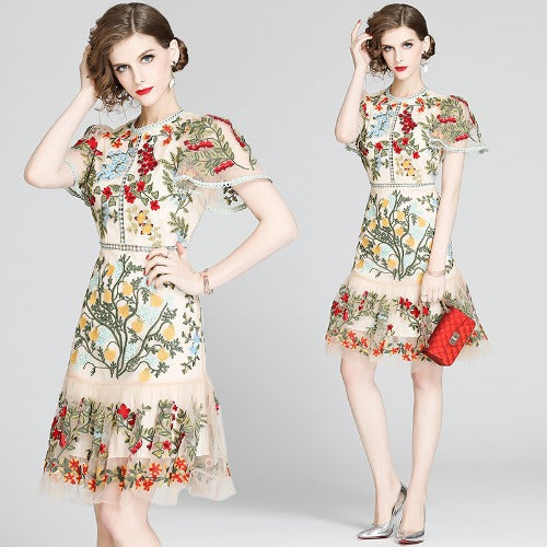 Short-sleeved mesh ruffle dress