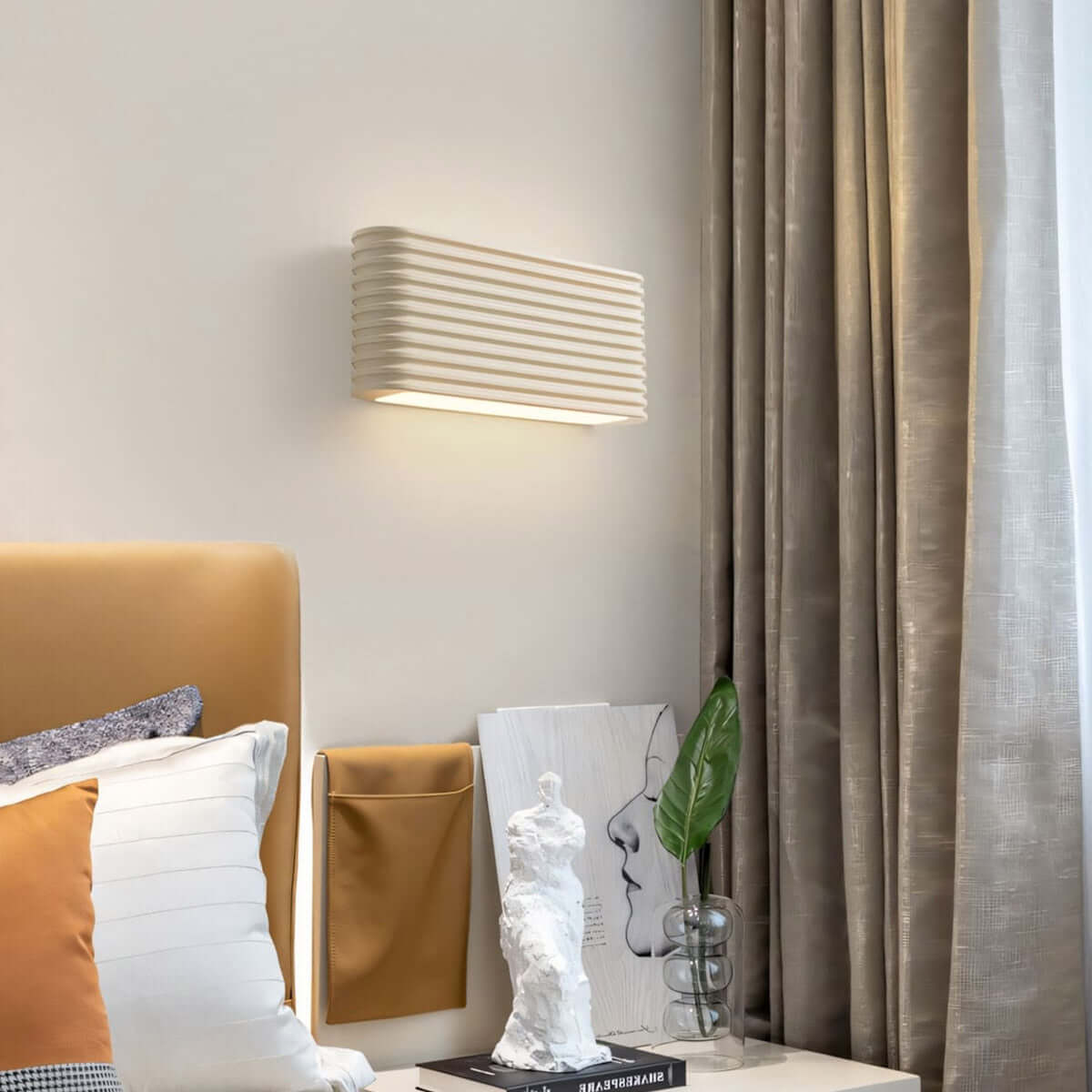 Ocaripo Wall Lamp