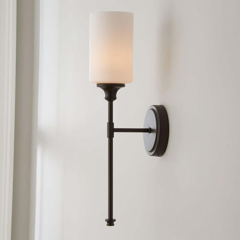 Ovrina Wall Lamp