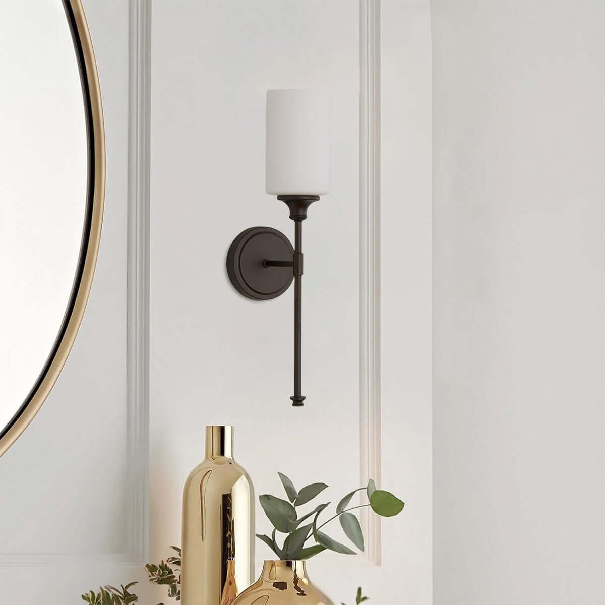 Ovrina Wall Lamp