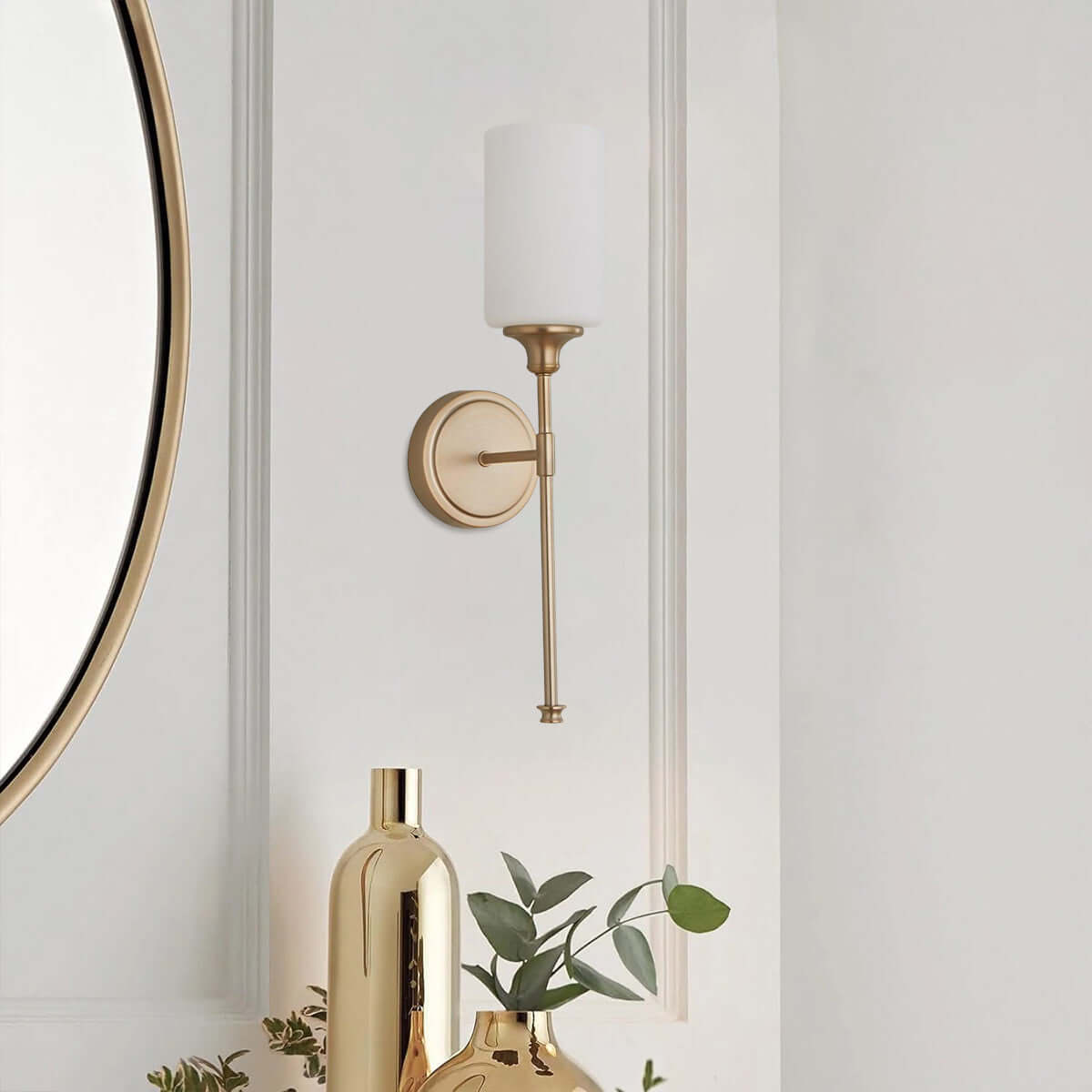 Ovrina Wall Lamp