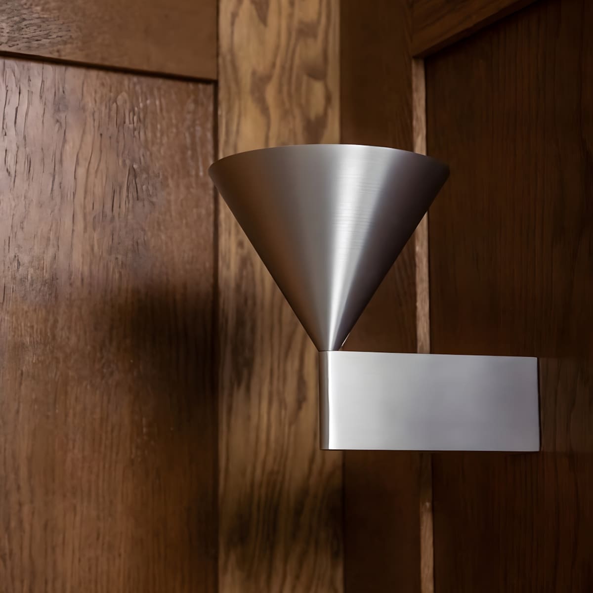 Ozyra Wall Lamp