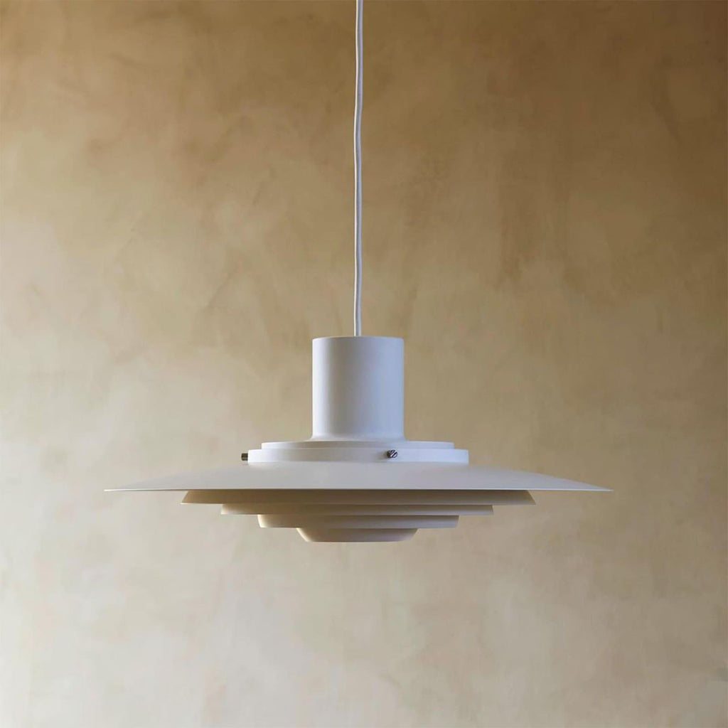 P376 Pendant Light