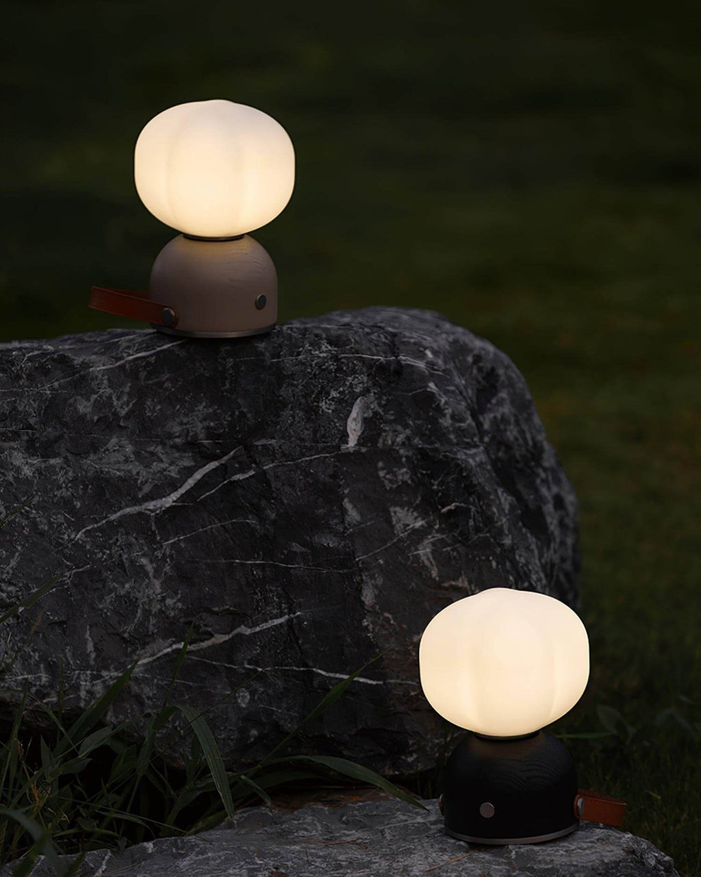 Luna Portable Table Lamp
