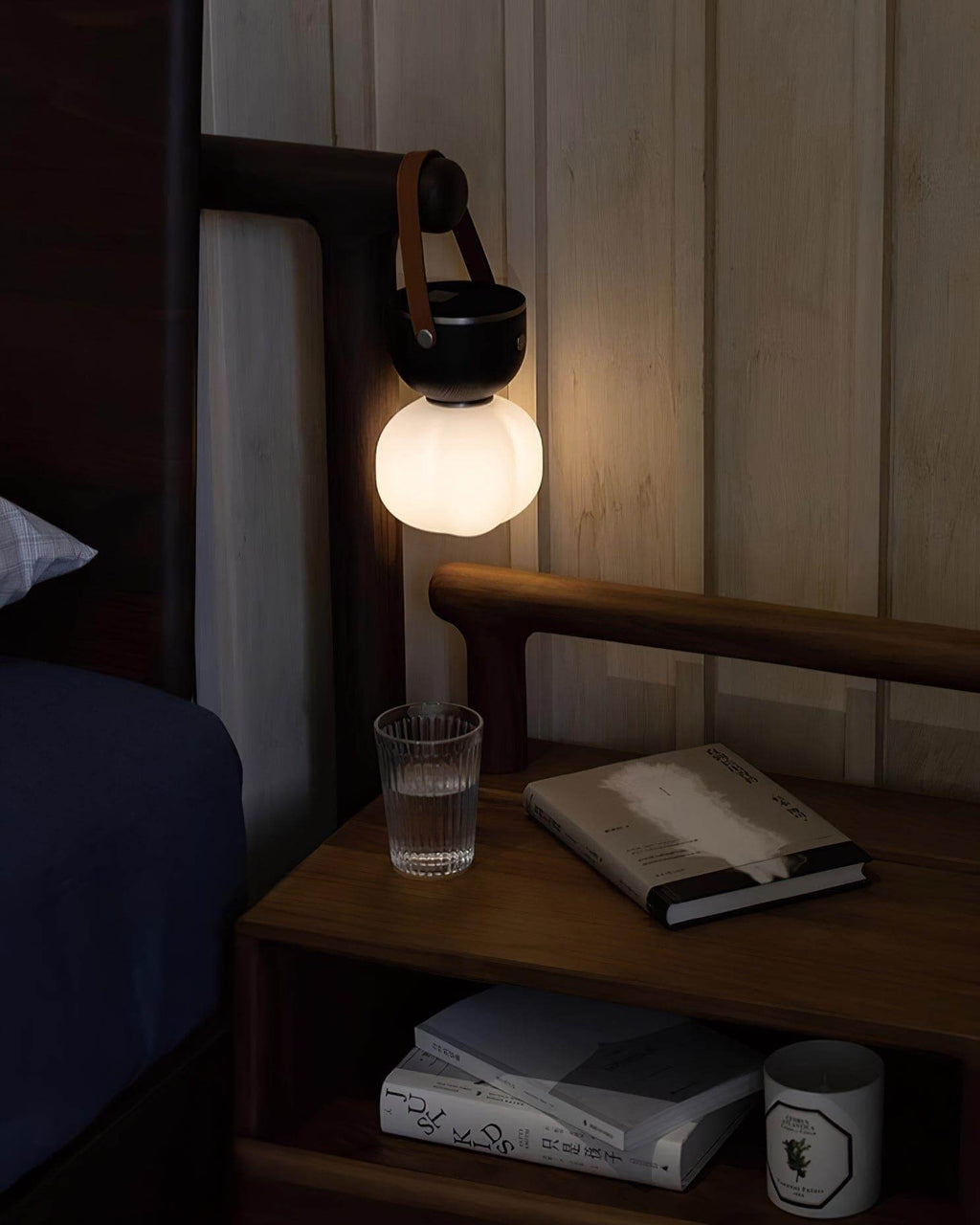 Luna Portable Table Lamp