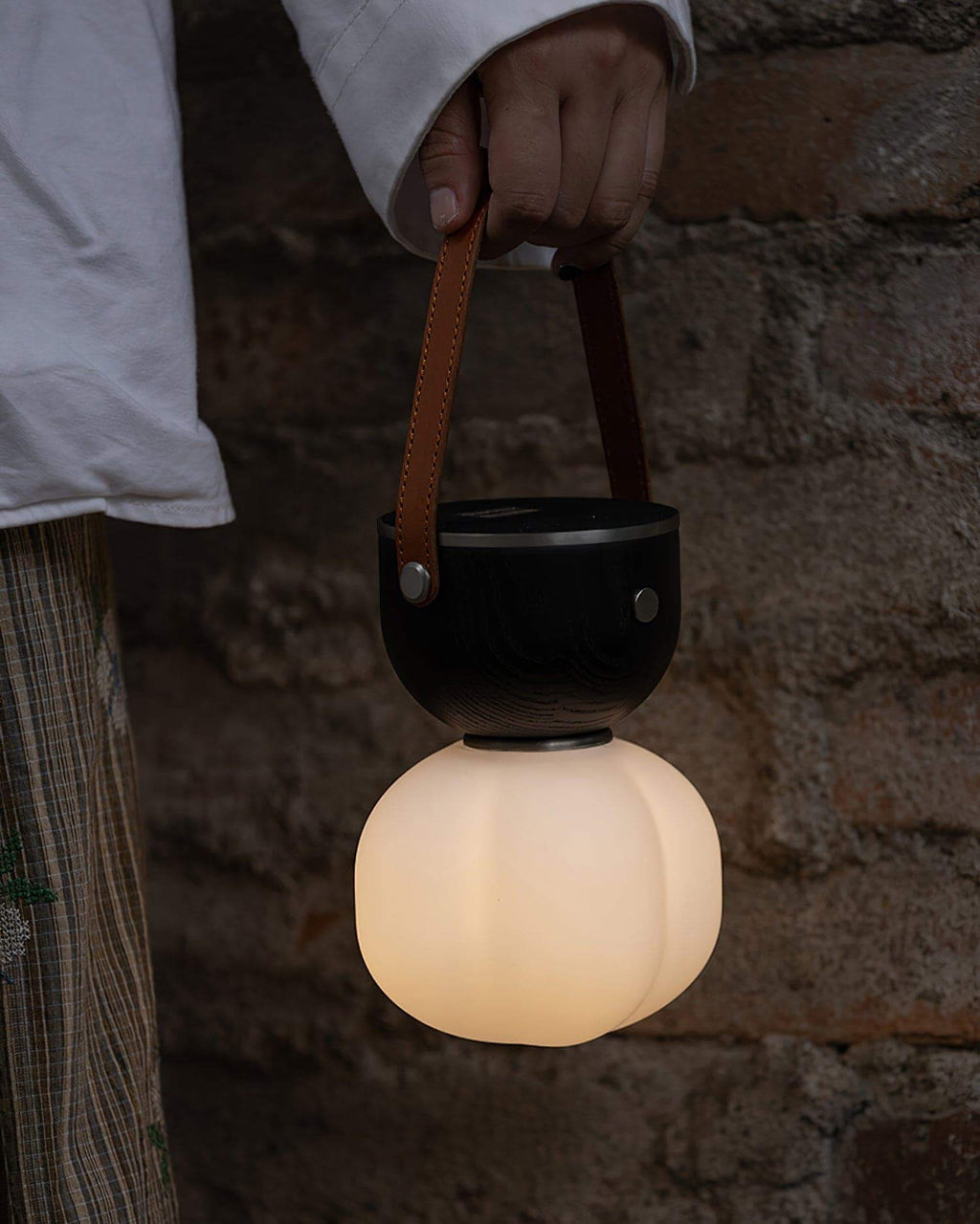 Luna Portable Table Lamp
