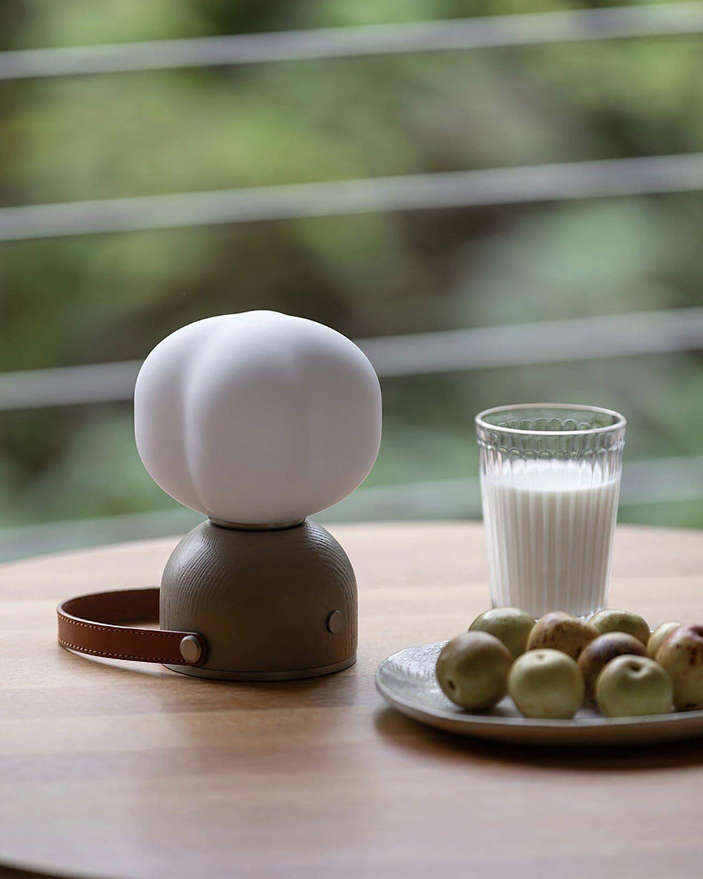 Luna Portable Table Lamp