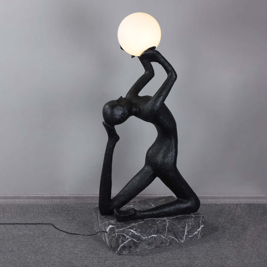 Qemira Sculpture Floor Lamp