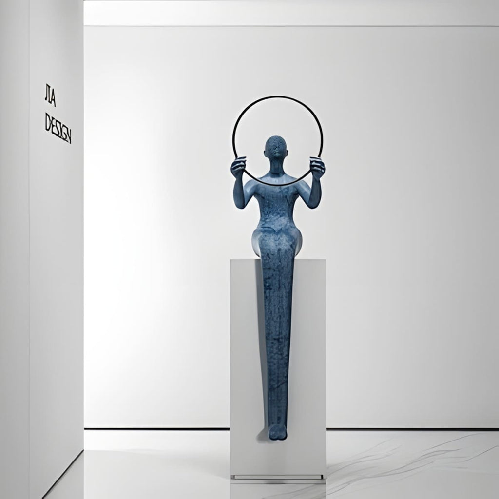 Qireva Sculpture