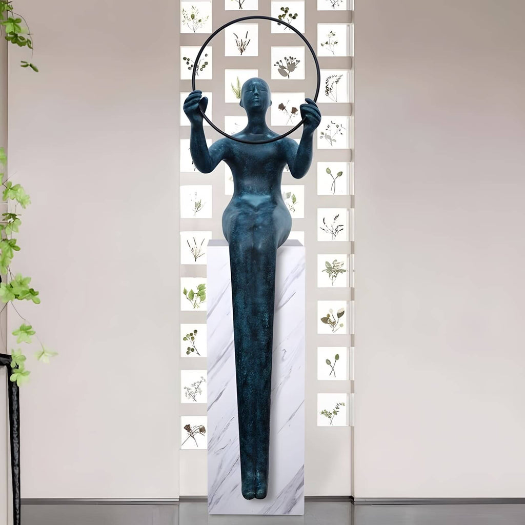 Qireva Sculpture