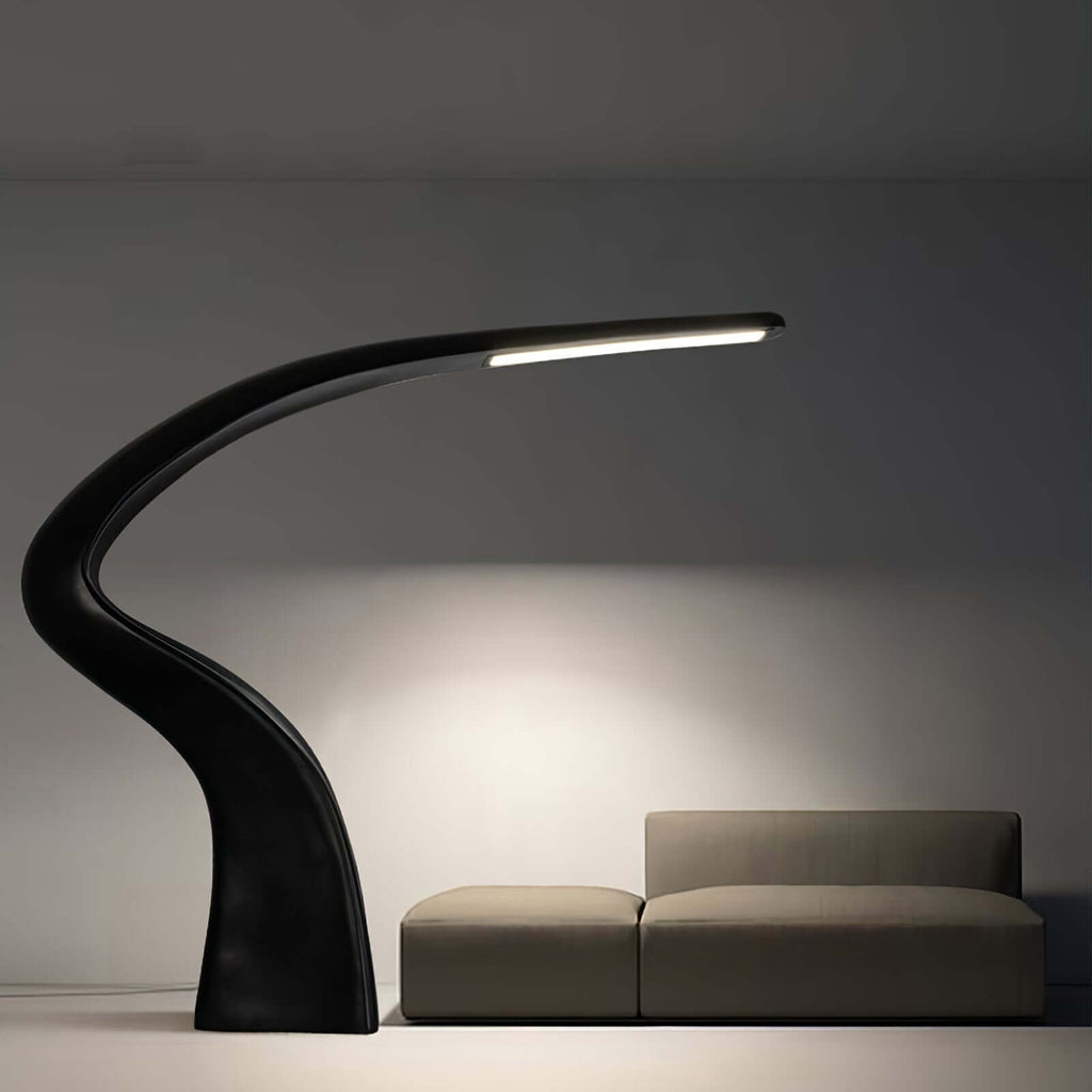 Quvra Floor Lamp