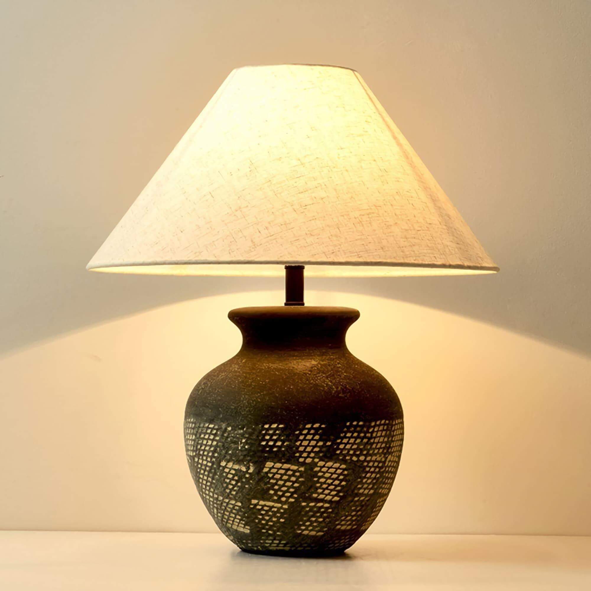 Retro Ceramic Table Lamp