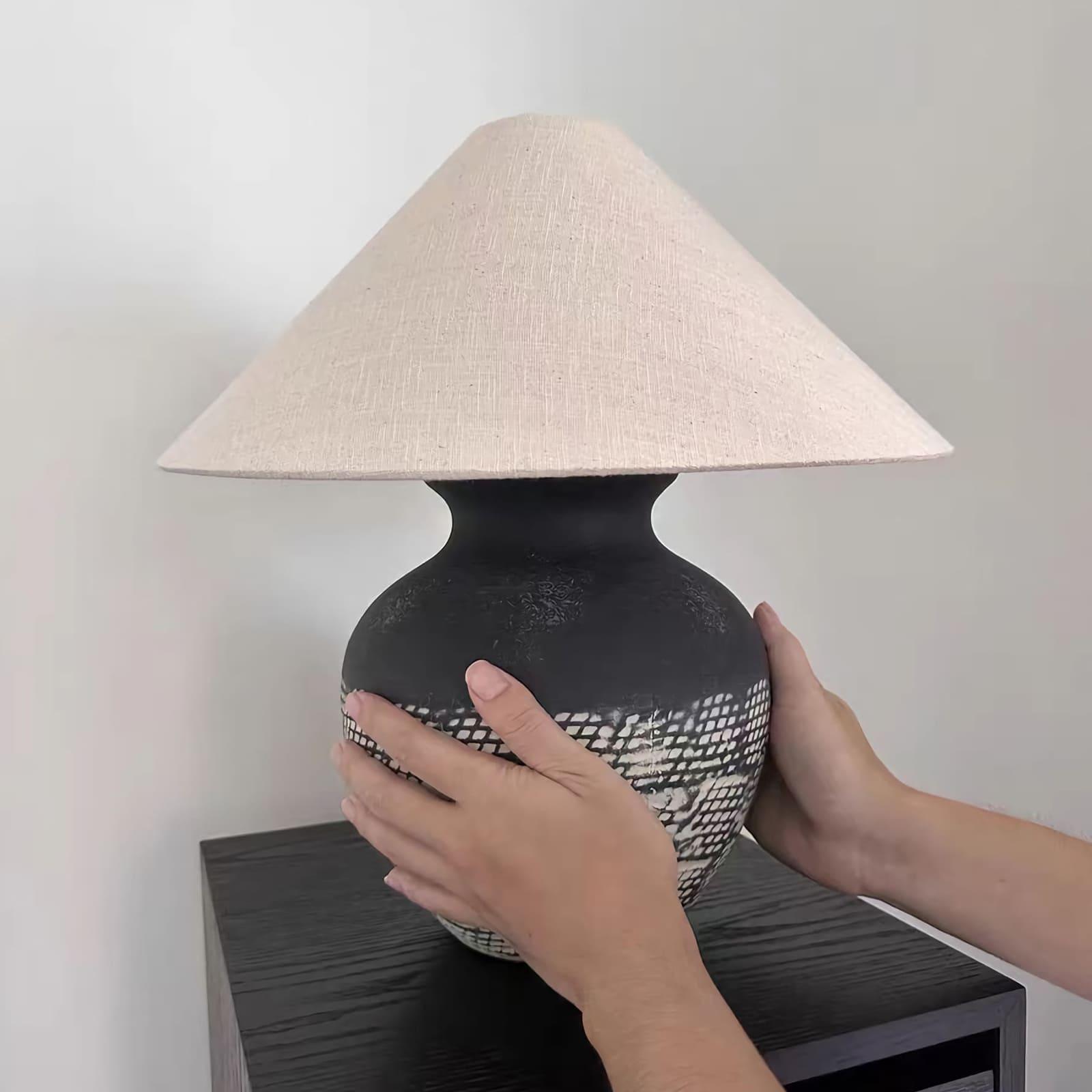 Retro Ceramic Table Lamp