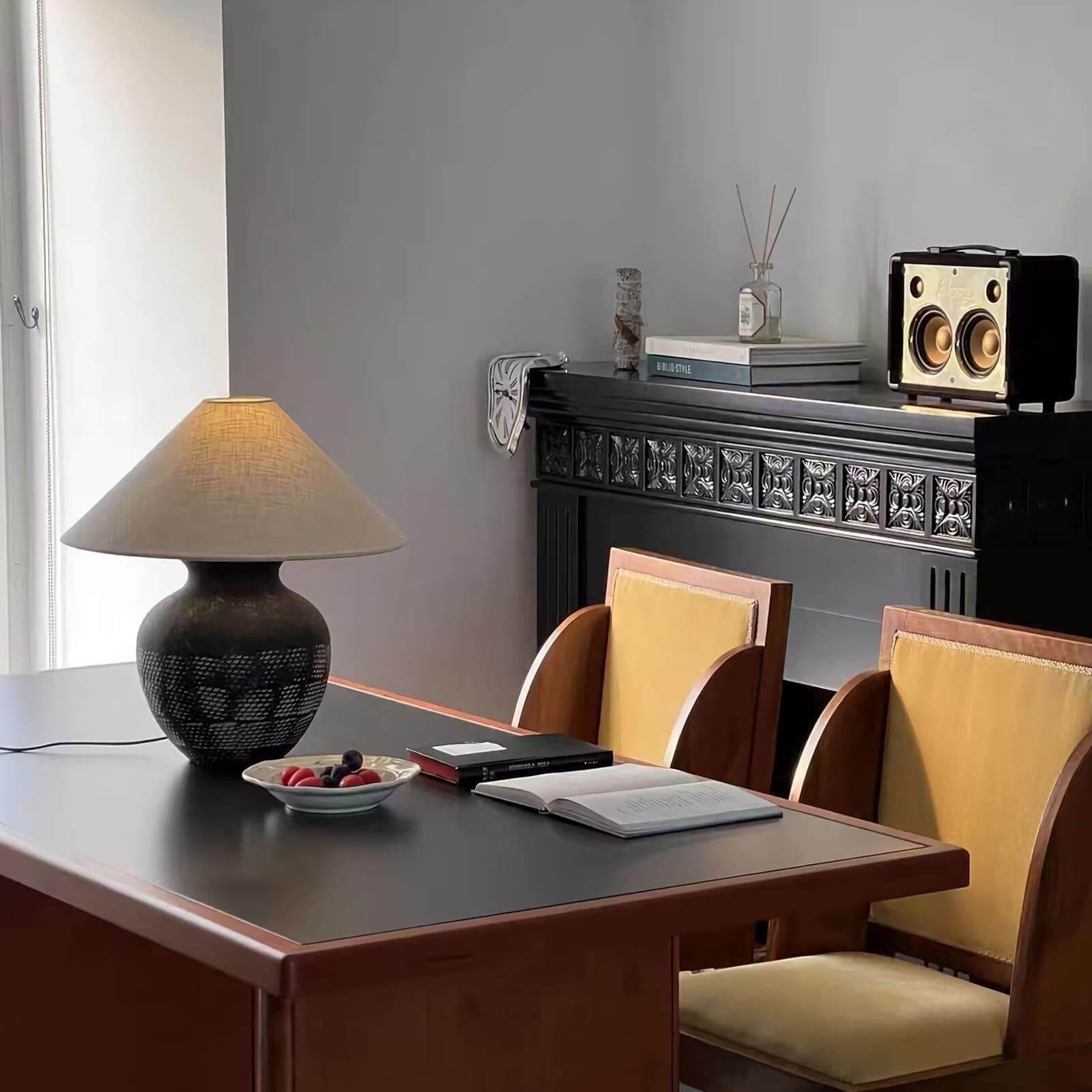 Retro Ceramic Table Lamp