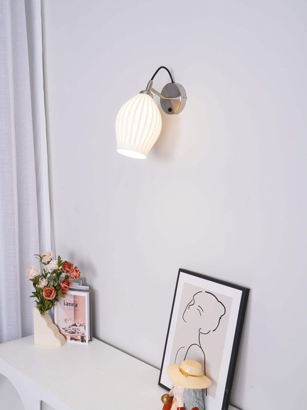 Ceramic Ribbed Wall Light