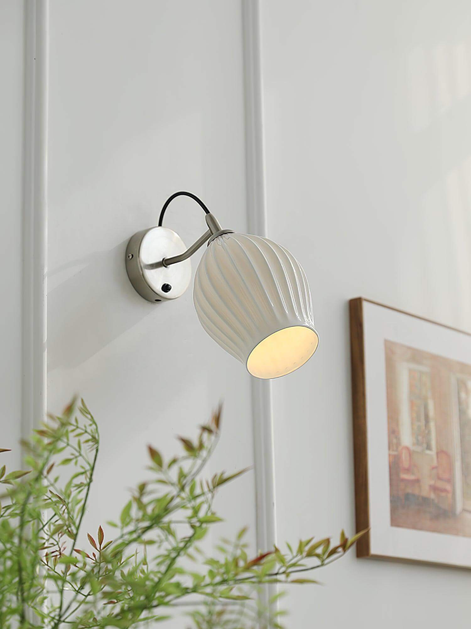 Ceramic Ribbed Wall Light