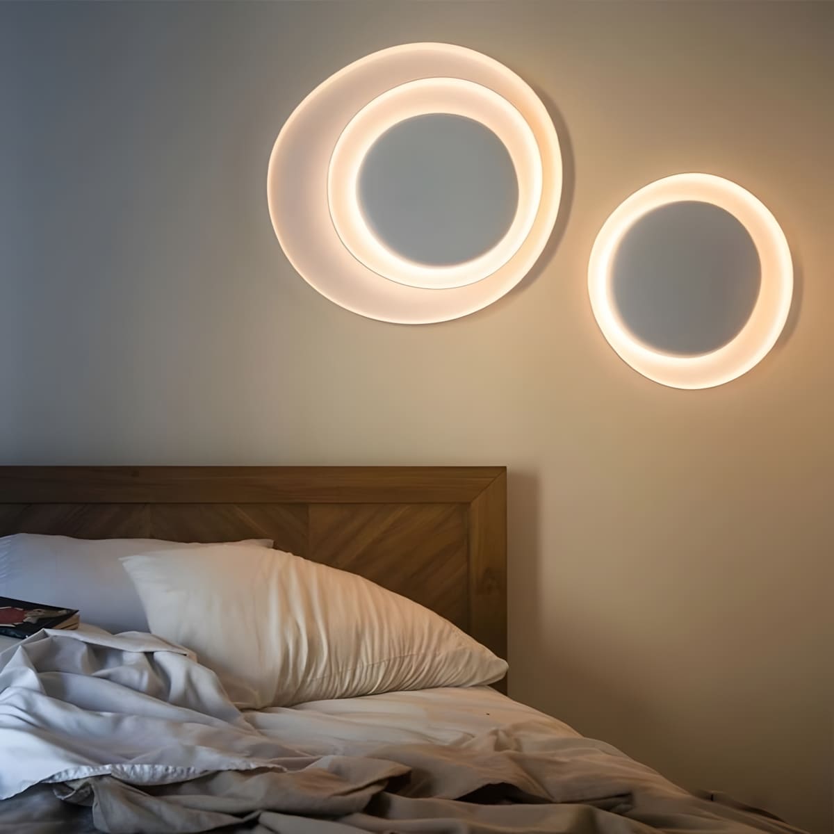 Rivano Wall Sconce