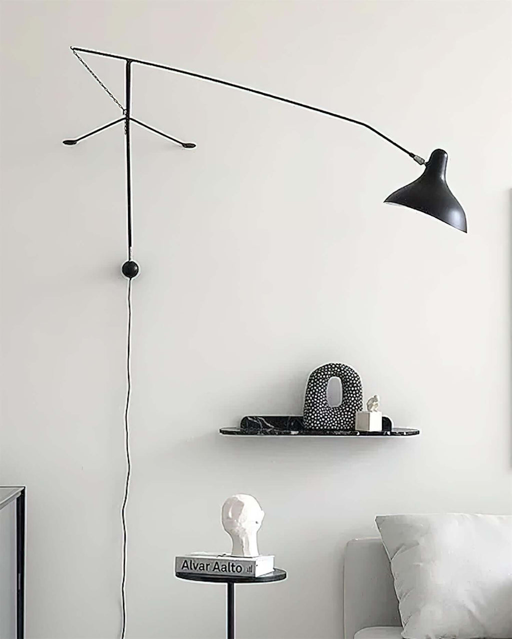 Rivona Wall Lamp
