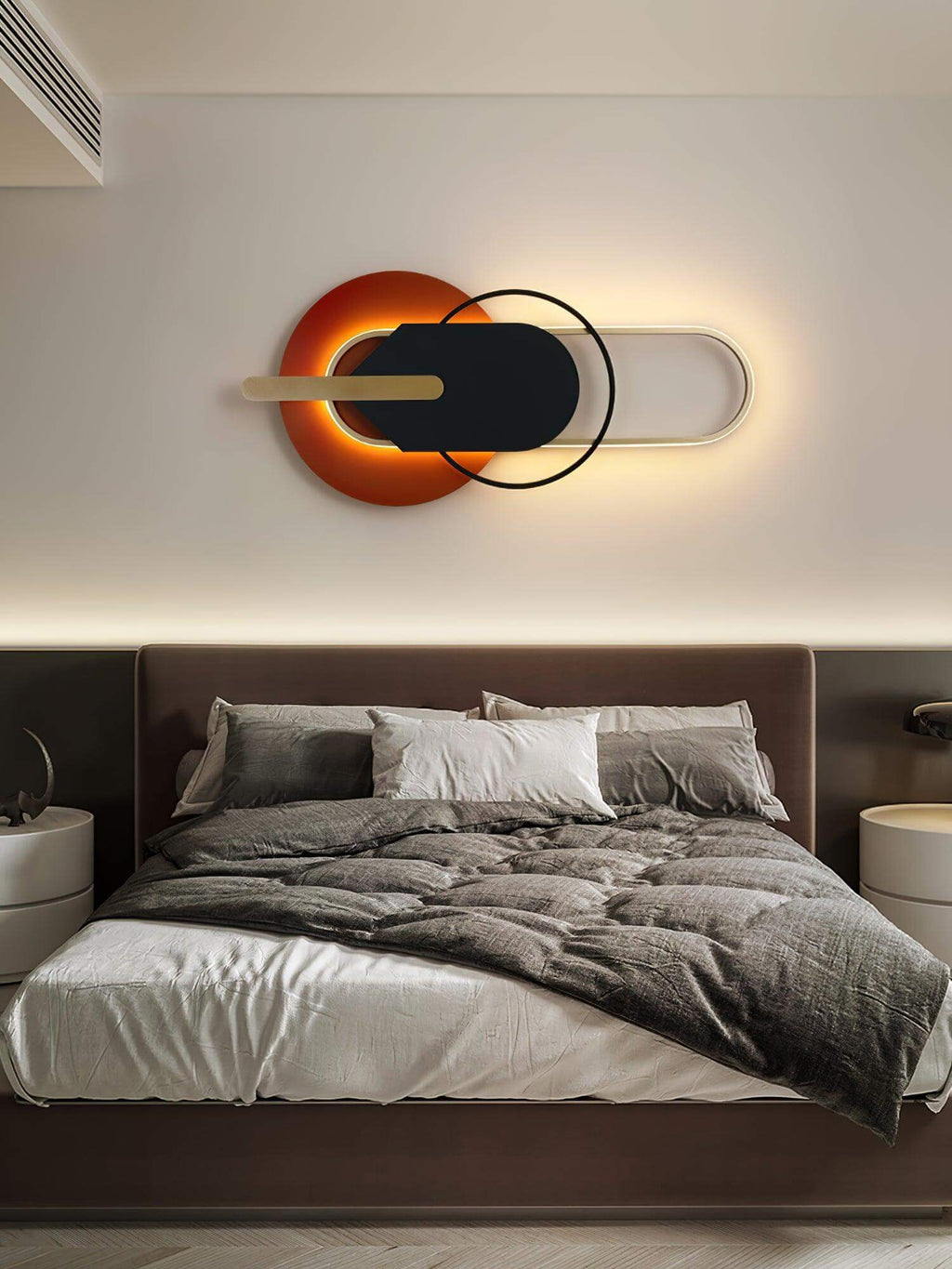 Round & Oval Wall Light