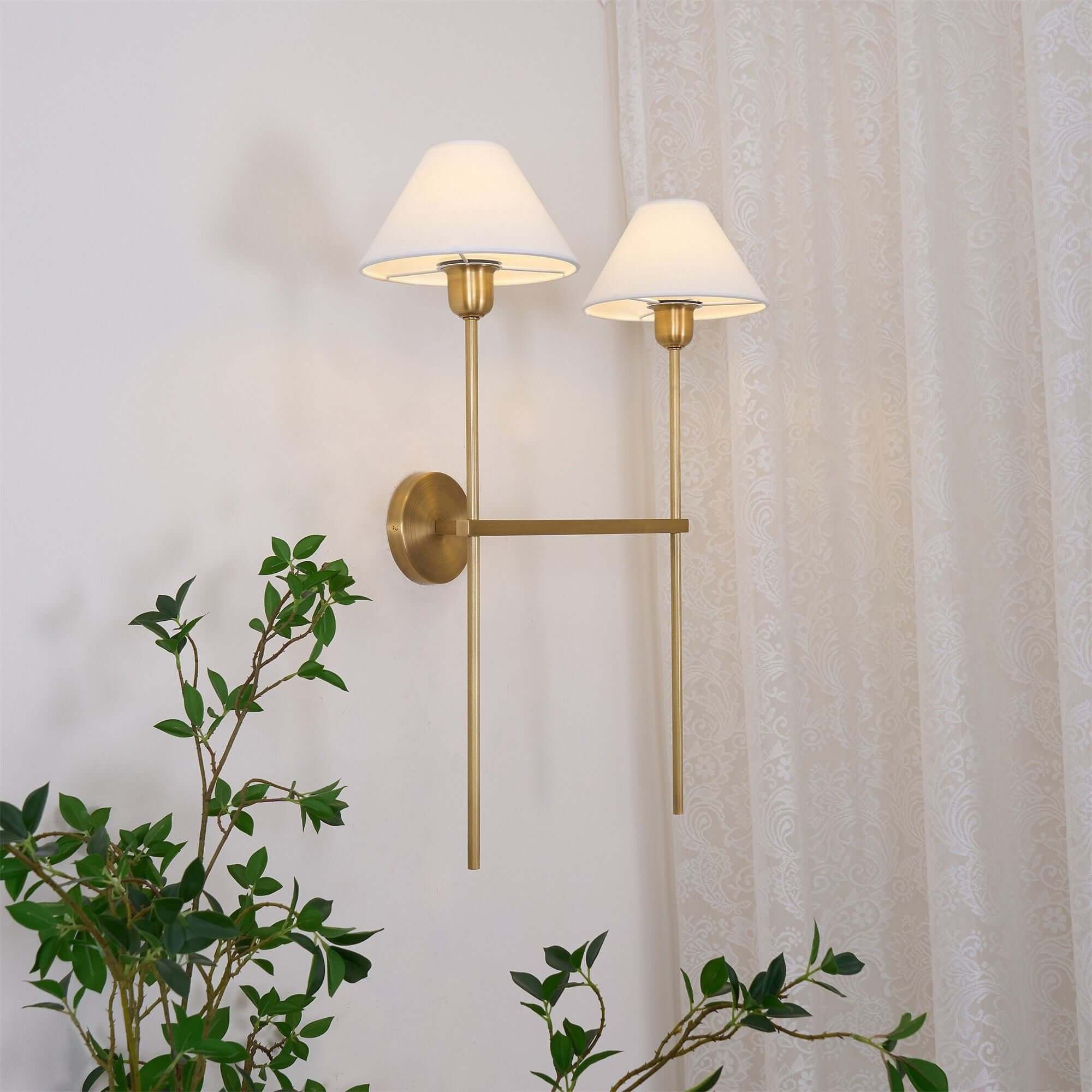 Rovilen Wall Lamp