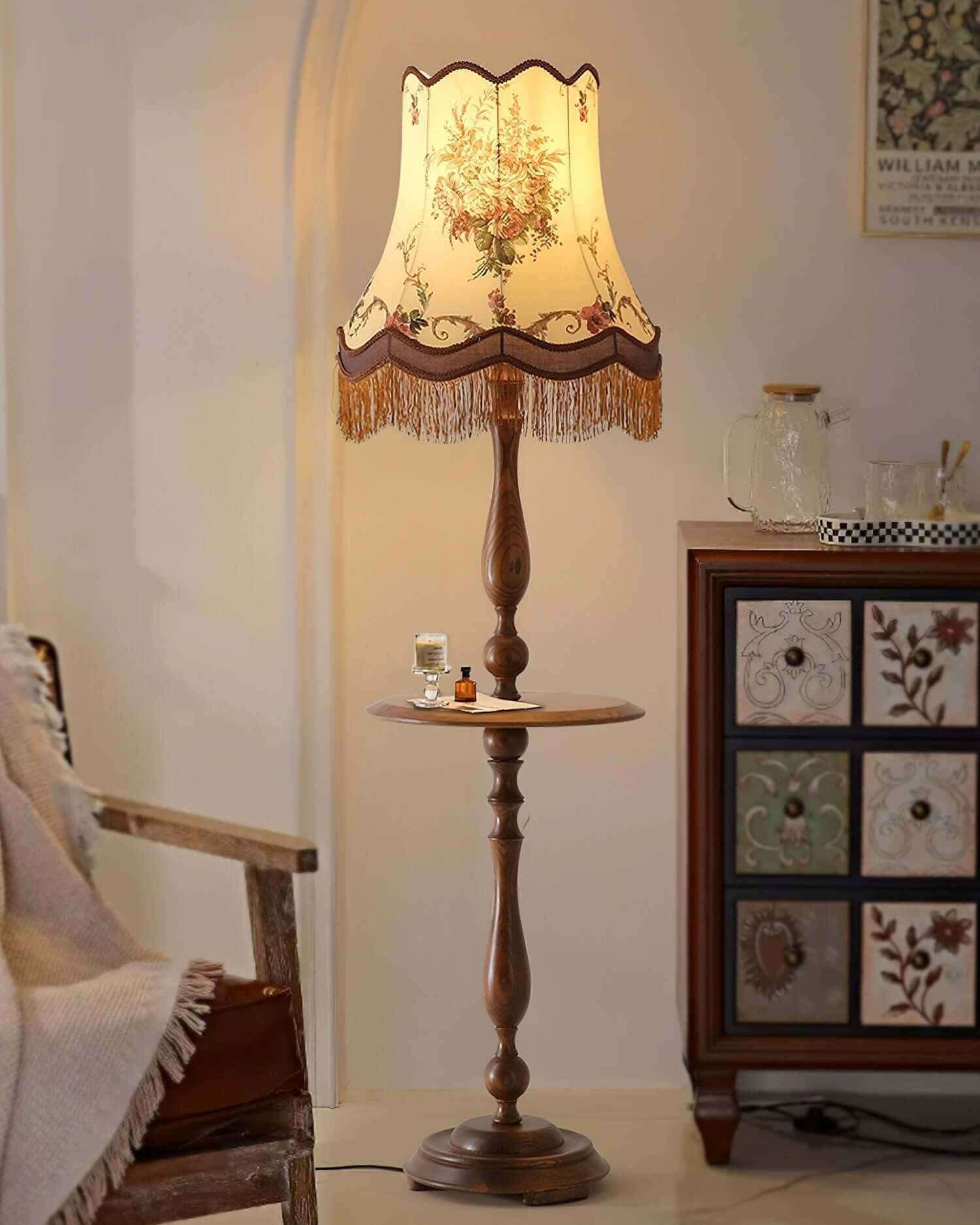 Ruvilo Tassel Floor Lamp