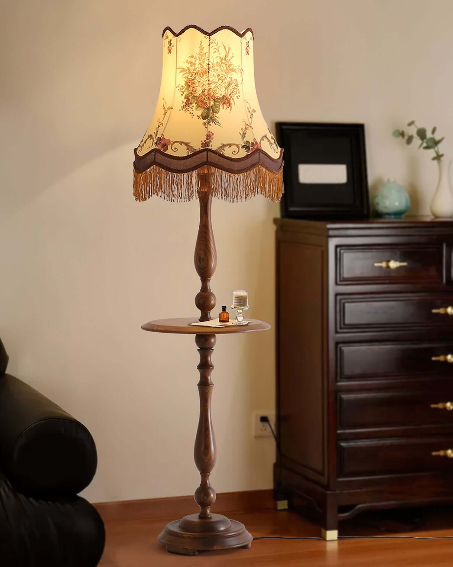 Ruvilo Tassel Floor Lamp