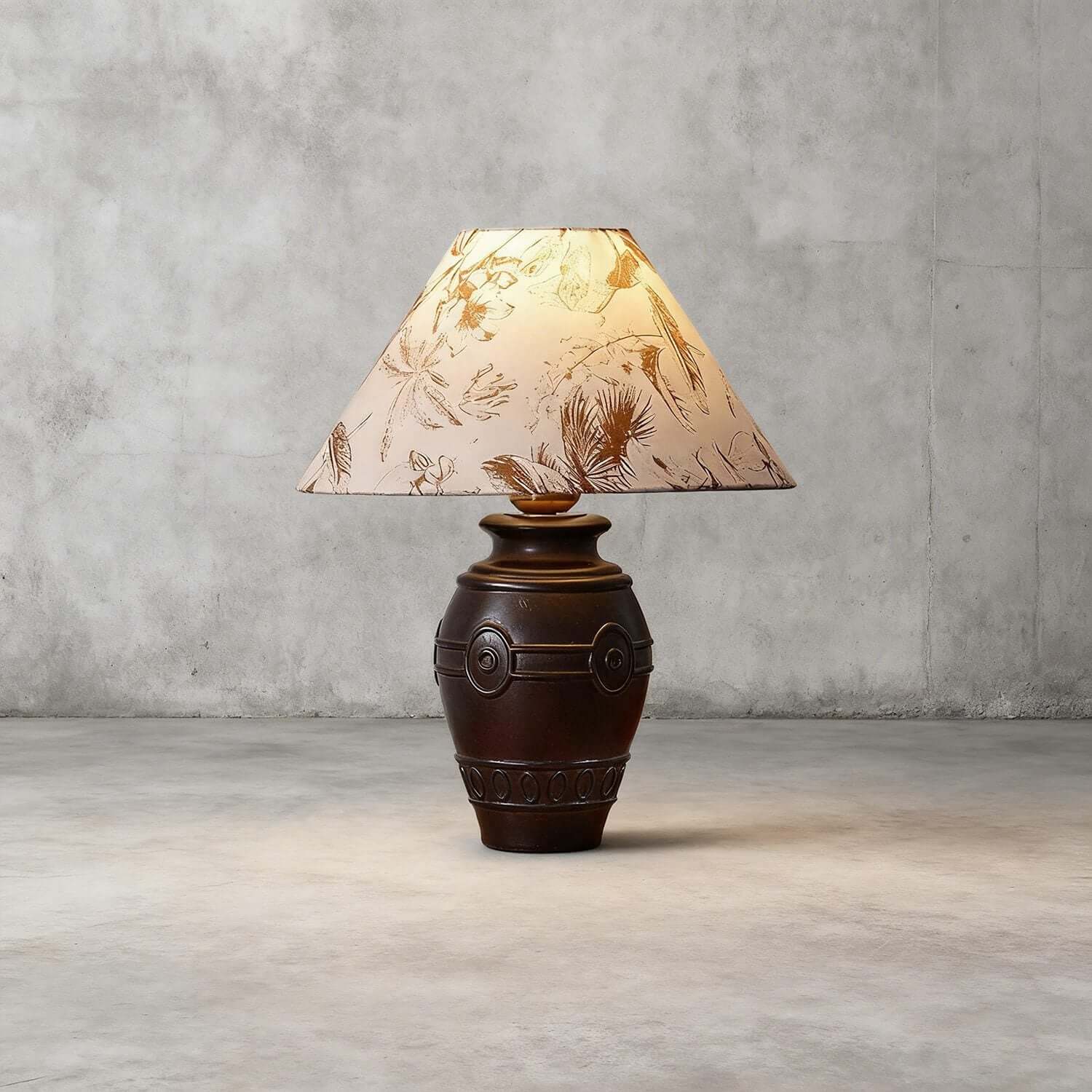 Sarivo Table Lamp