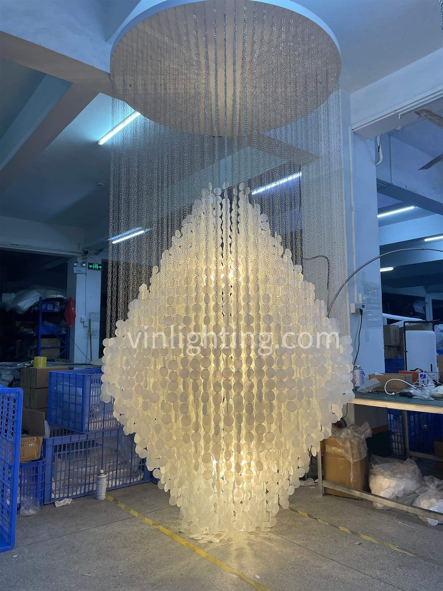 Sea-shell FUN Large Chandelier