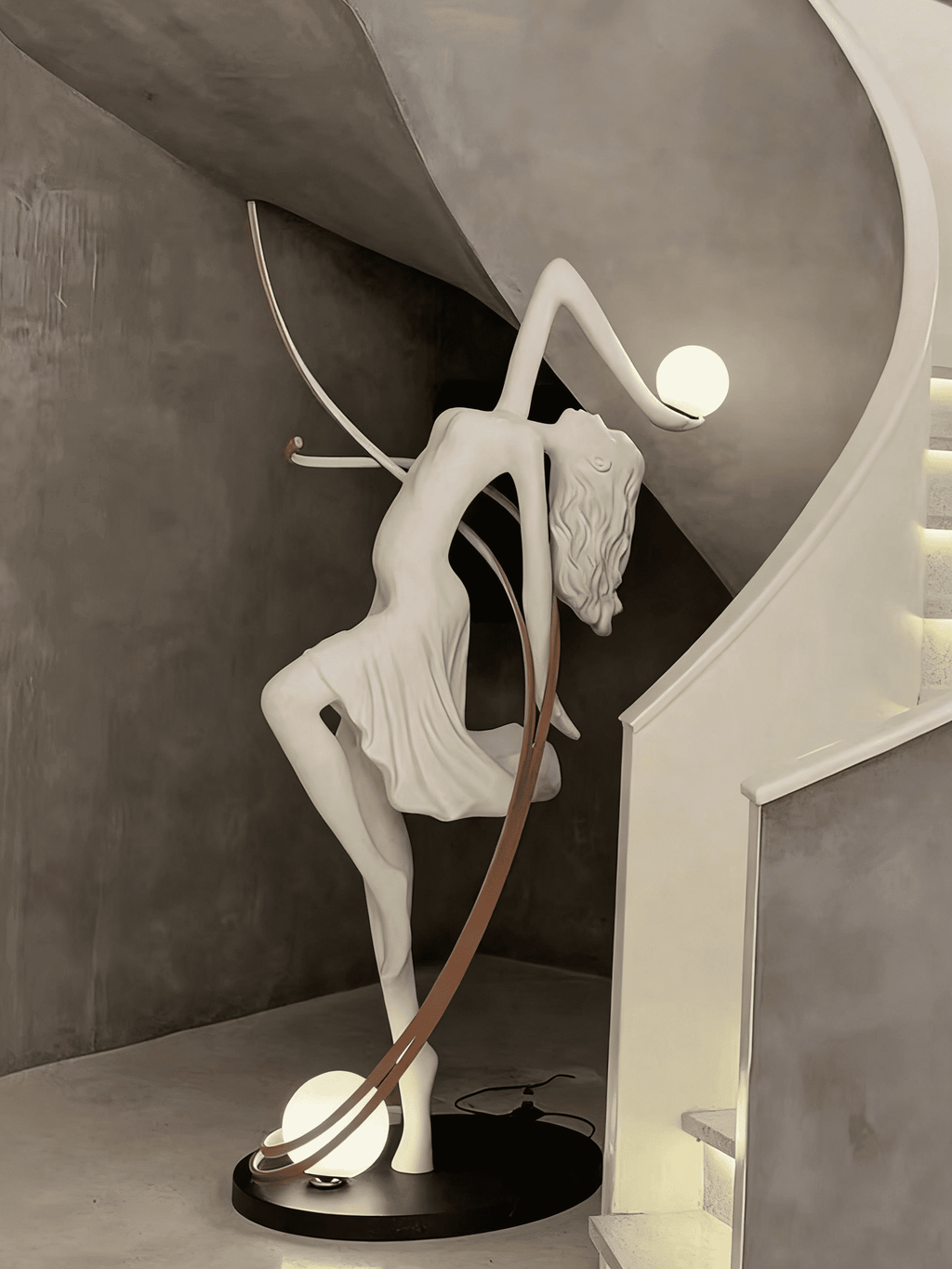 Seralya Sculpture Floor Lamp