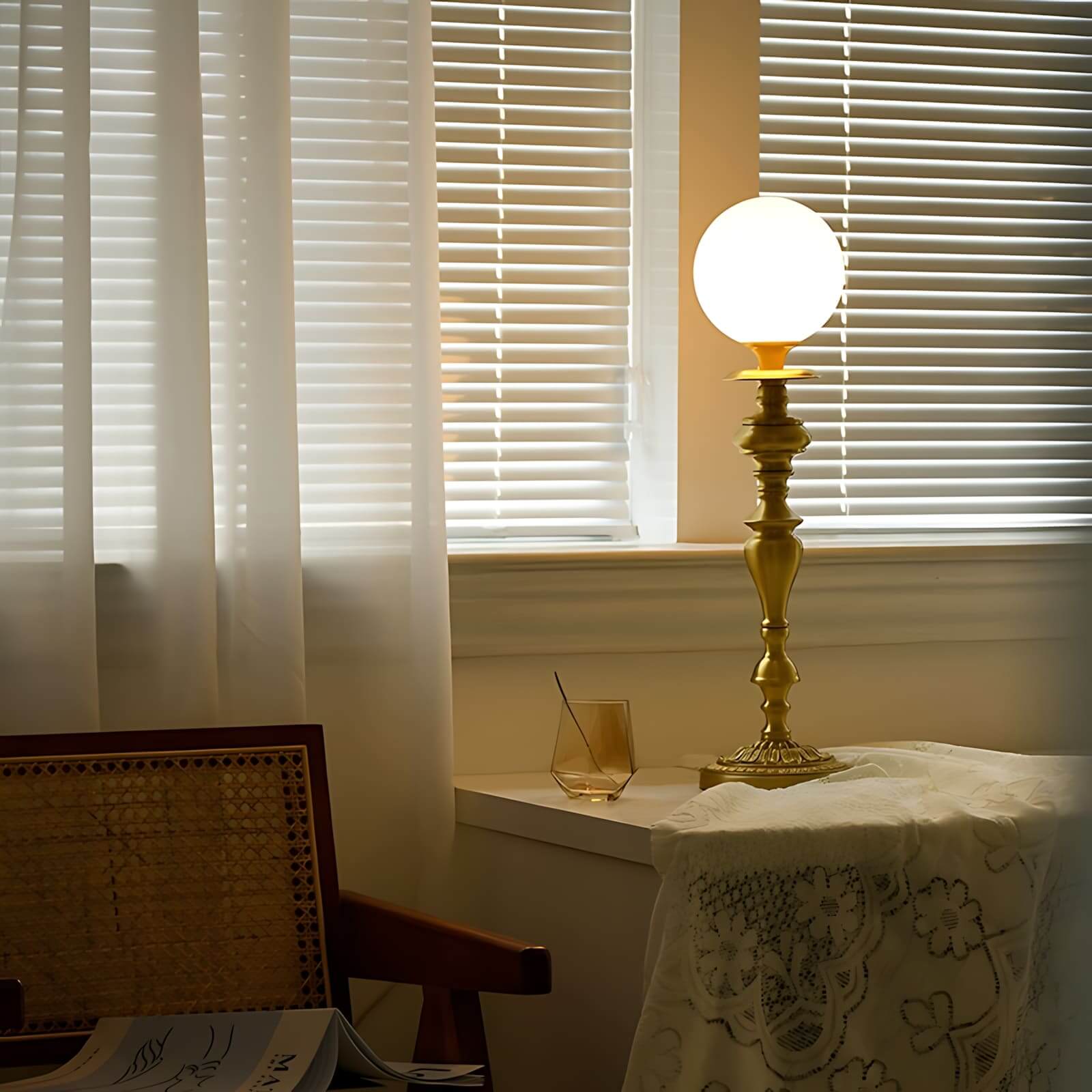 Solora Table Light