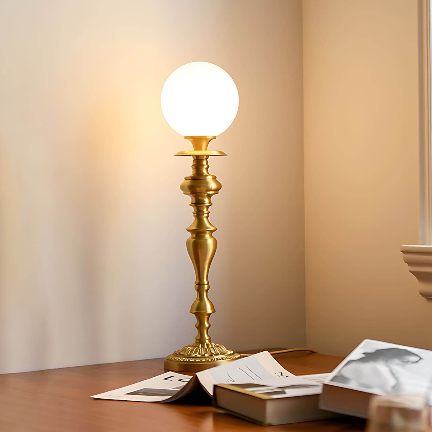 Solora Table Light