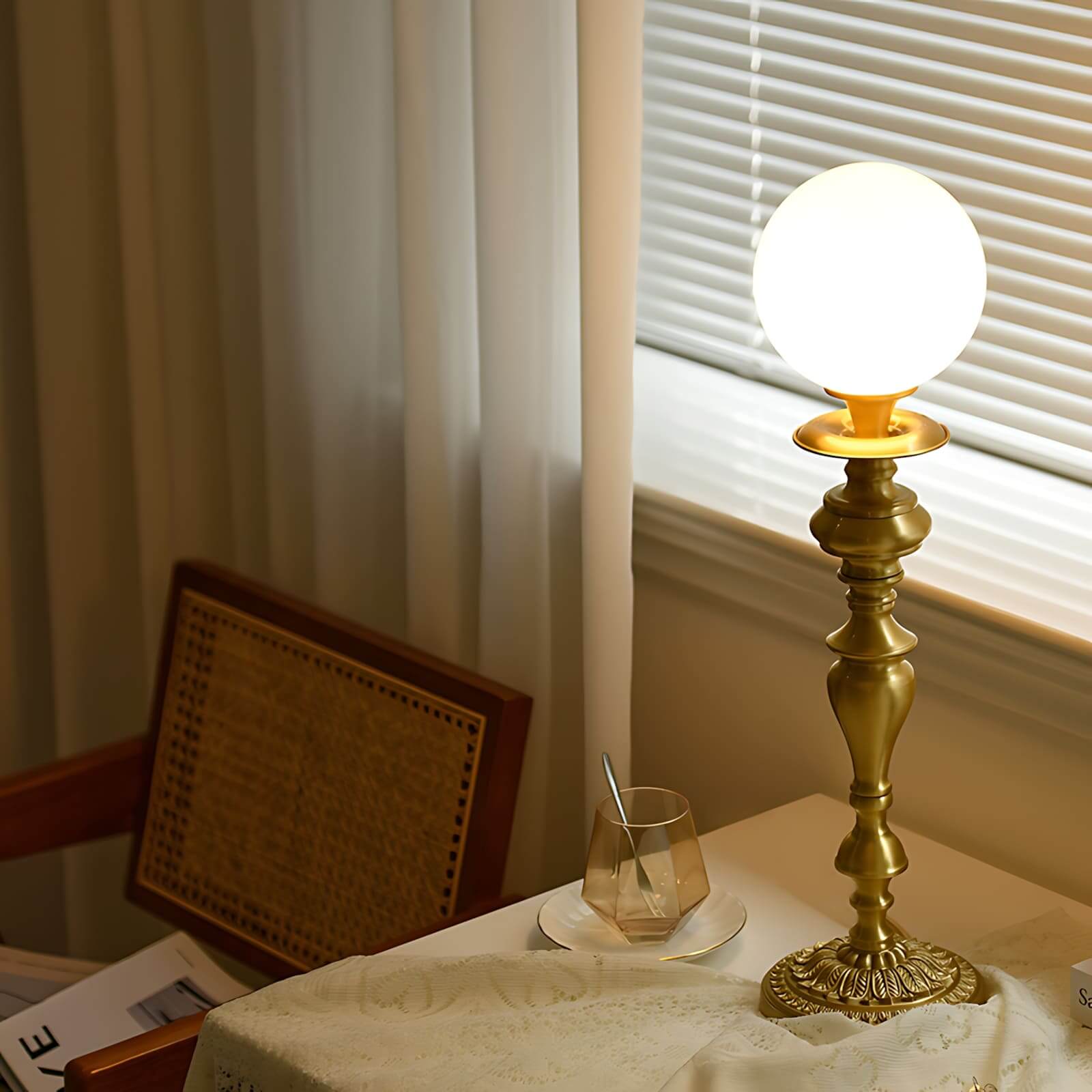 Solora Table Light