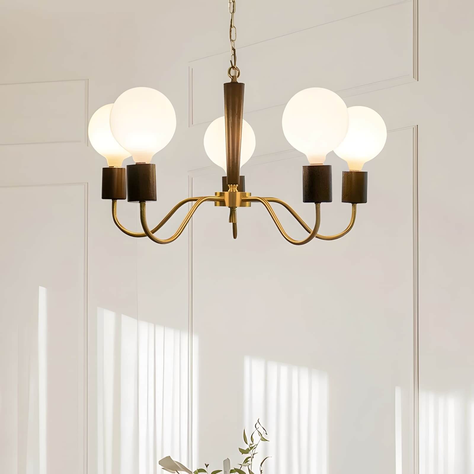 Soravia Chandelier