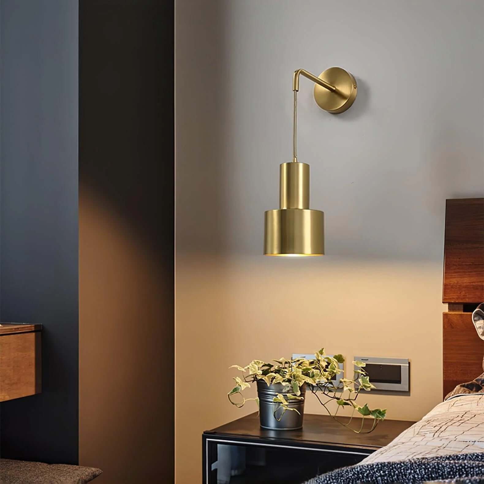 Sovinel Wall Lamp