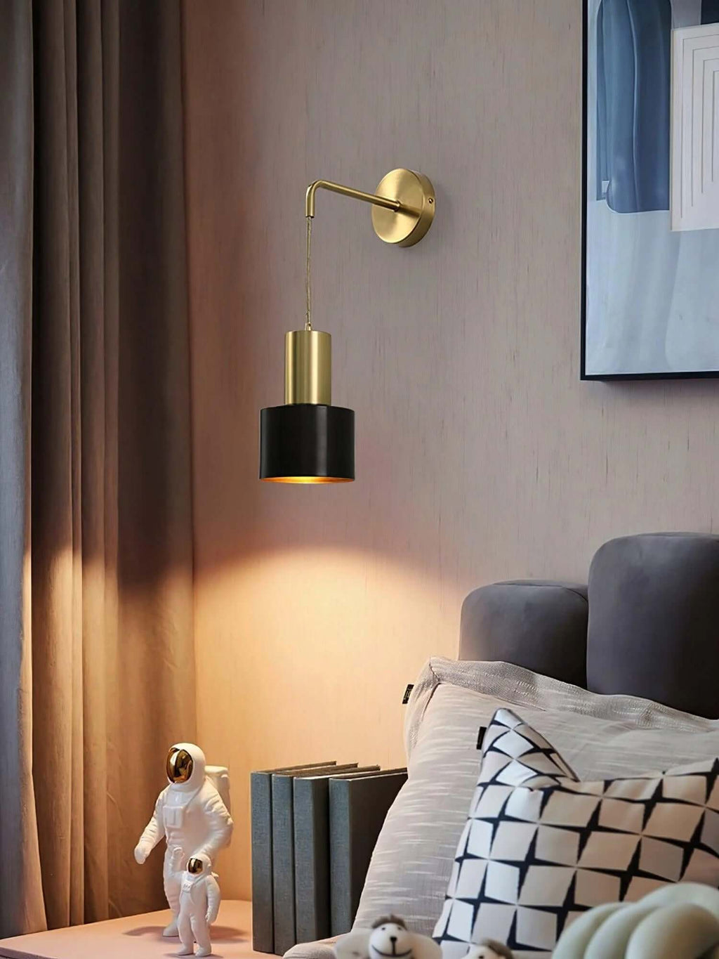Sovinel Wall Lamp