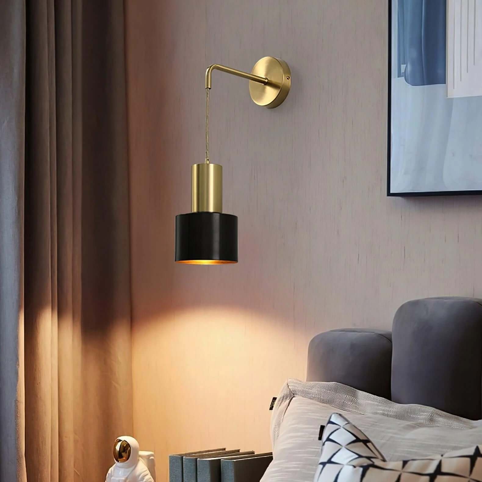 Sovinel Wall Lamp