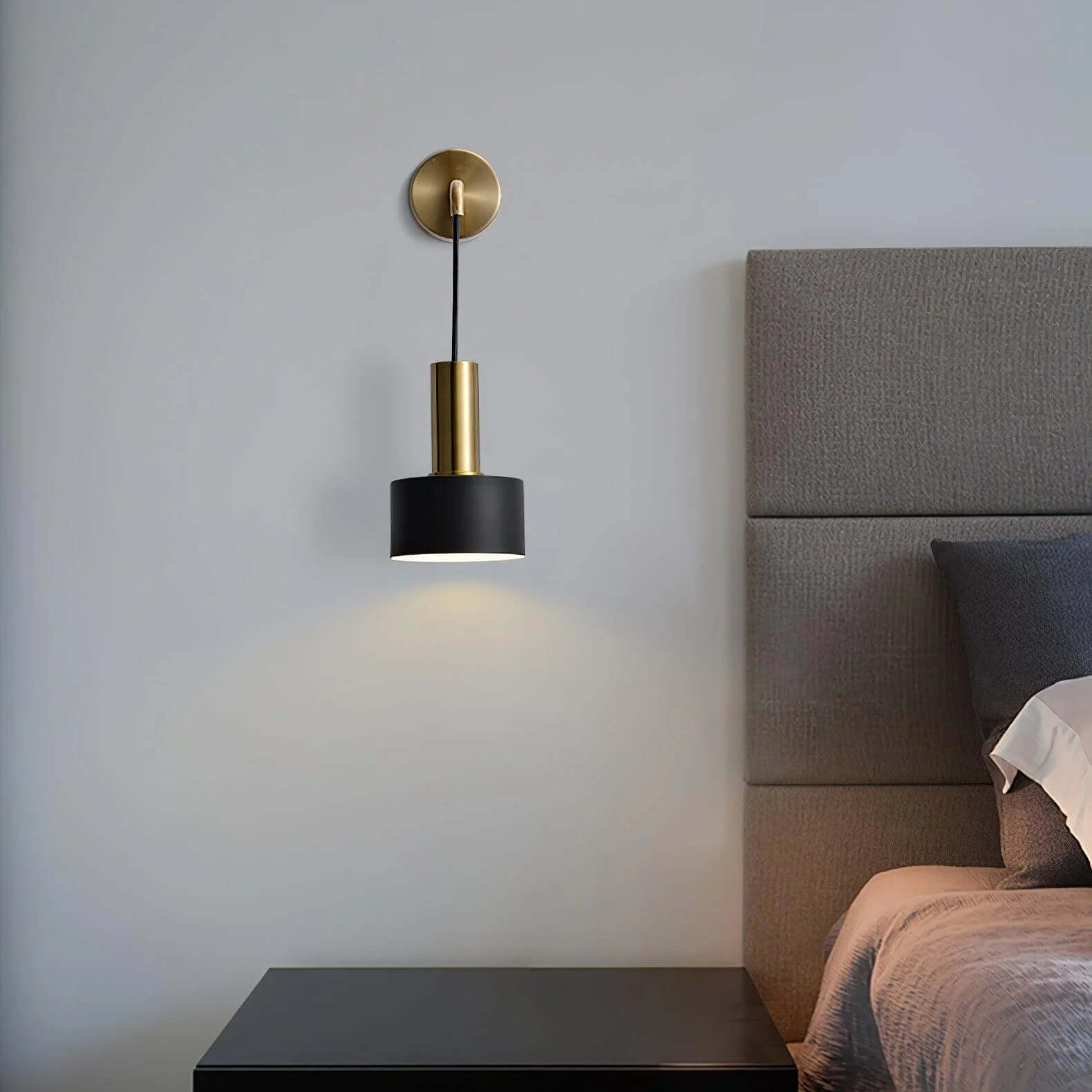Sovinel Wall Lamp
