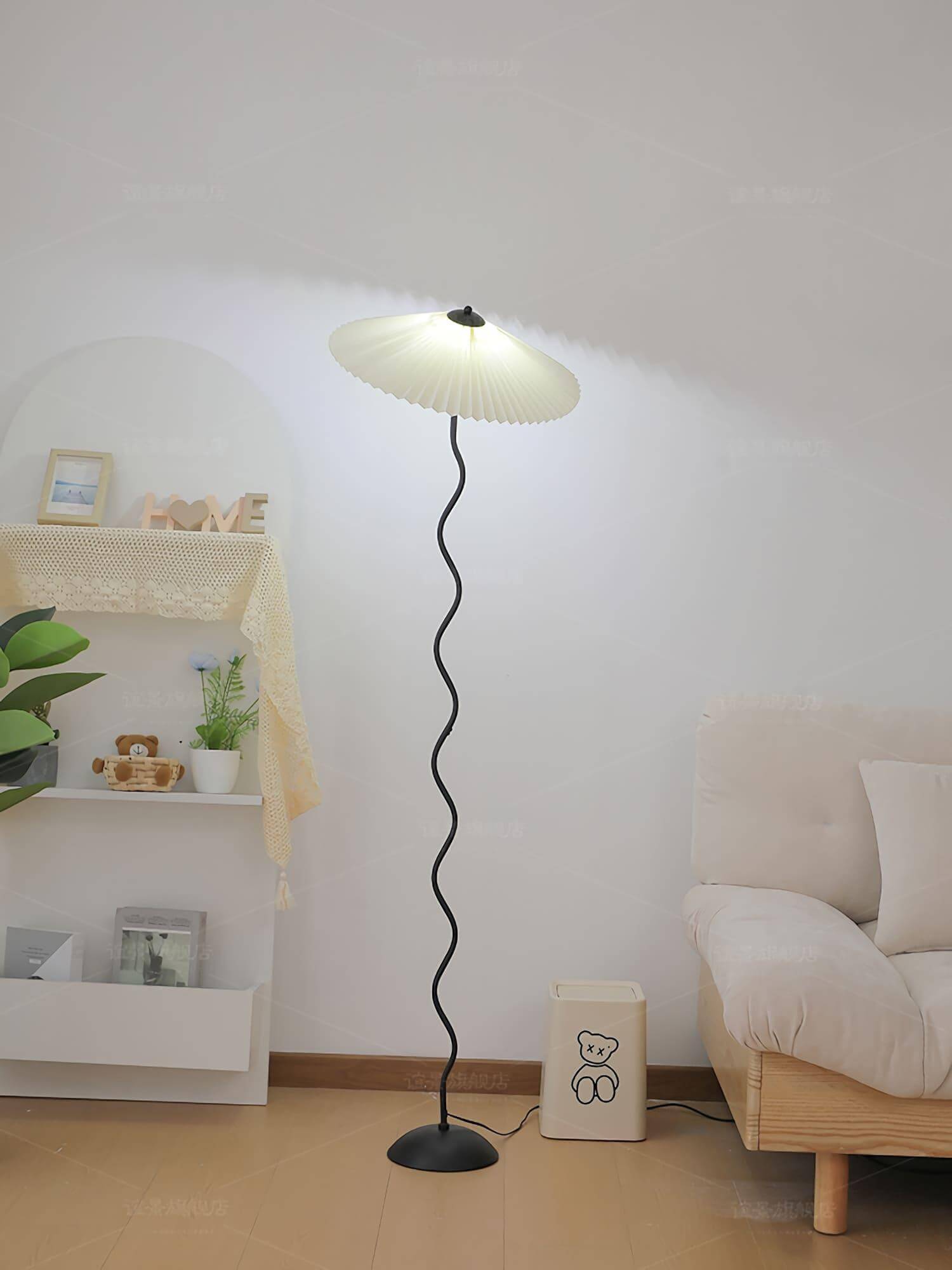 Squiggle Floor Lamp